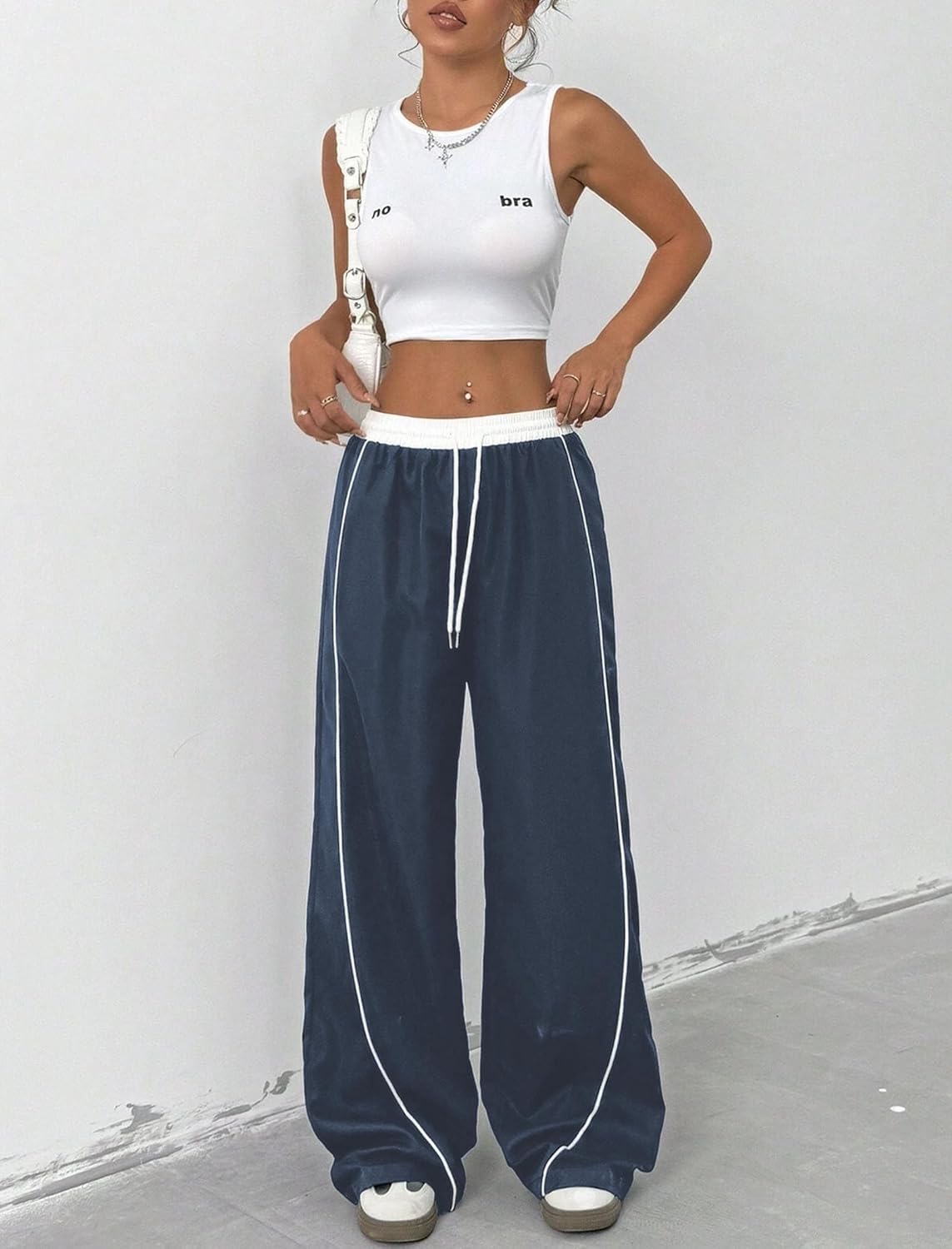 ZAFUL Womens Parachute Pants Y2K Wide Leg Cargo Sweatpants Drawstring Waist Jogger Pants with Pockets - Image 3