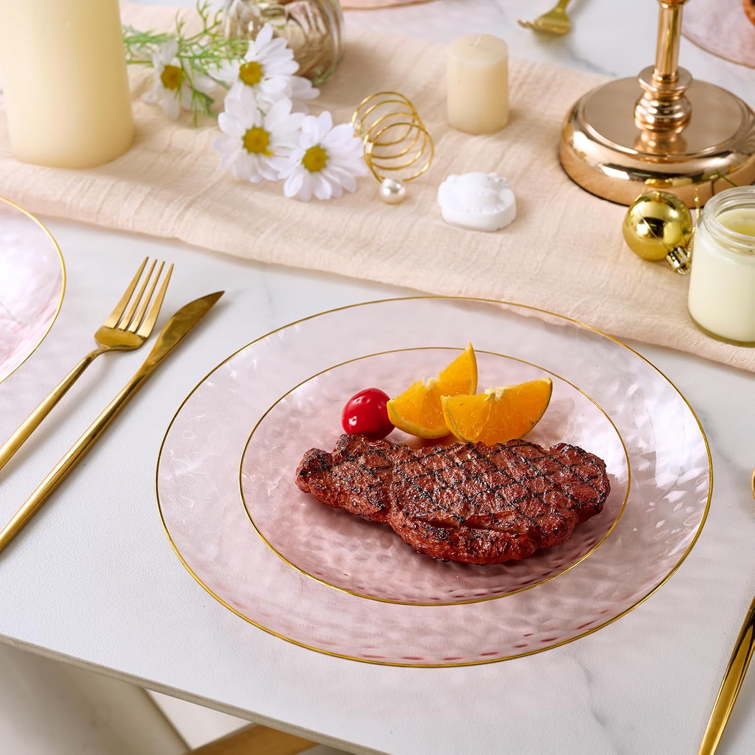 FOCUSLINE 60Pcs Clear Plastic Plates, Pink Disposable Plates with Gold Rim, 30 7" Salad Dessert Plate and 30 10" Dinner Plate Heavy-duty Hammered Plates for Party, Wedding - Image 6