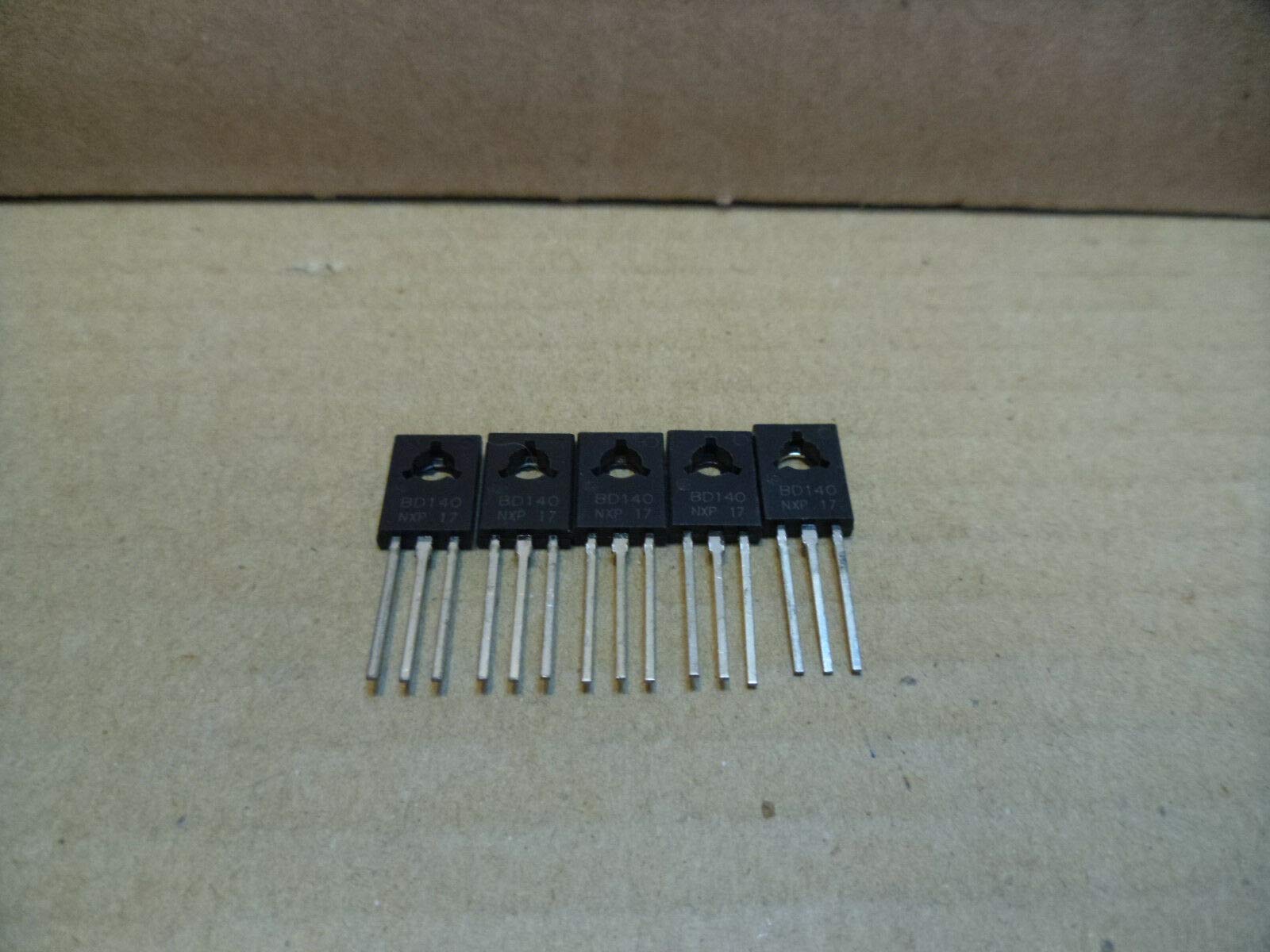 5 transistor PNP BD140.