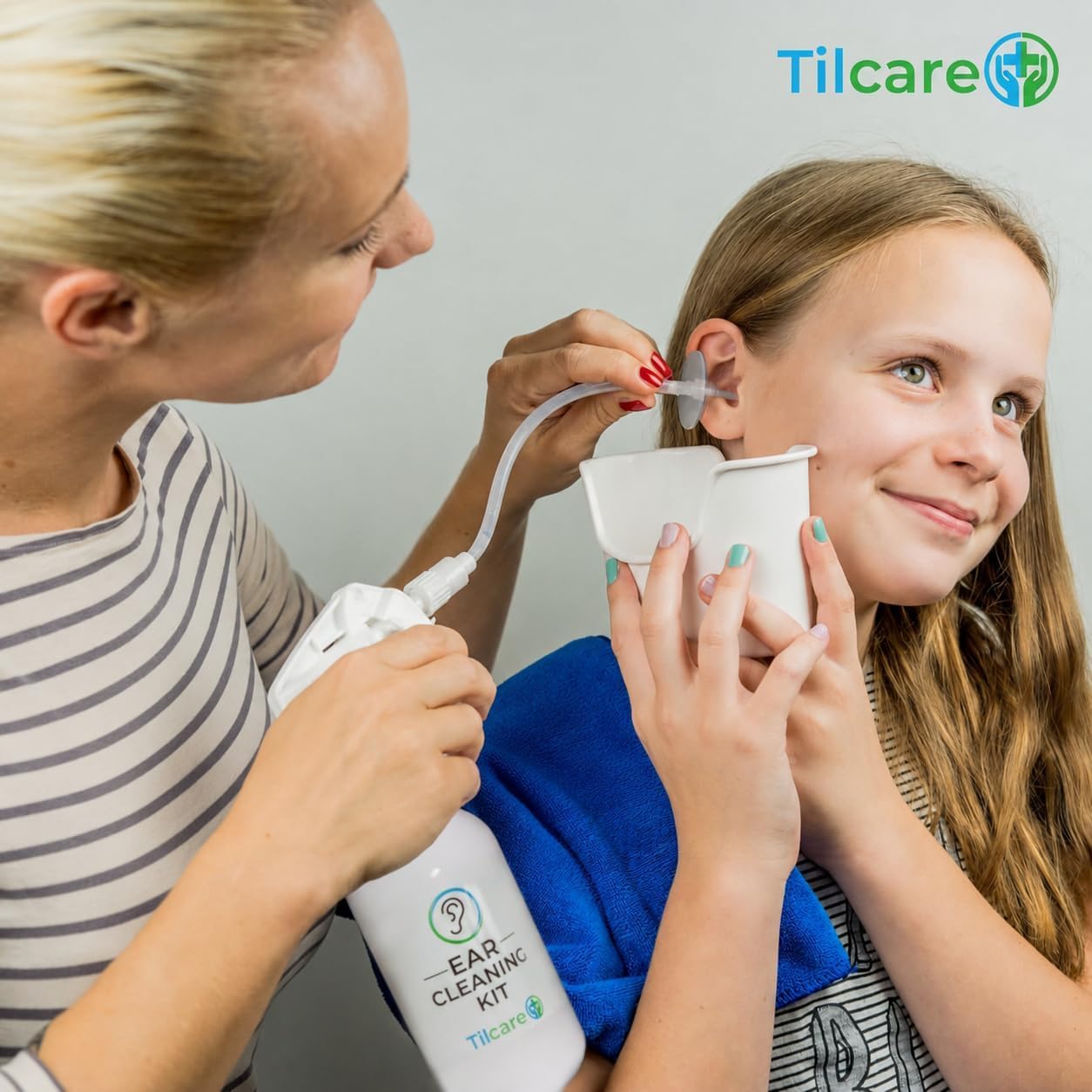 Outil nettoyant d’oreille de Tilcare - Système de rinçage d'irrigation auriculaire pour adultes - Comprend cuvette, seringue à ampoule, trousse de curette, serviette et 30 embouts jetables