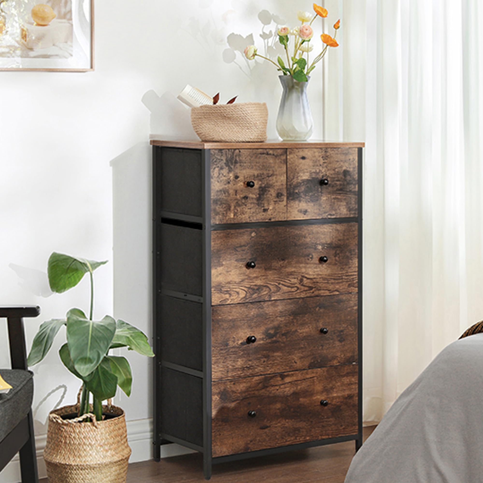 SONGMICS Chest of Drawers, Fabric 5-Drawer Storage Organiser Unit, Dresser, for Living Room, Hallway, Nursery, Rustic Brown and Classic Black LGS45H