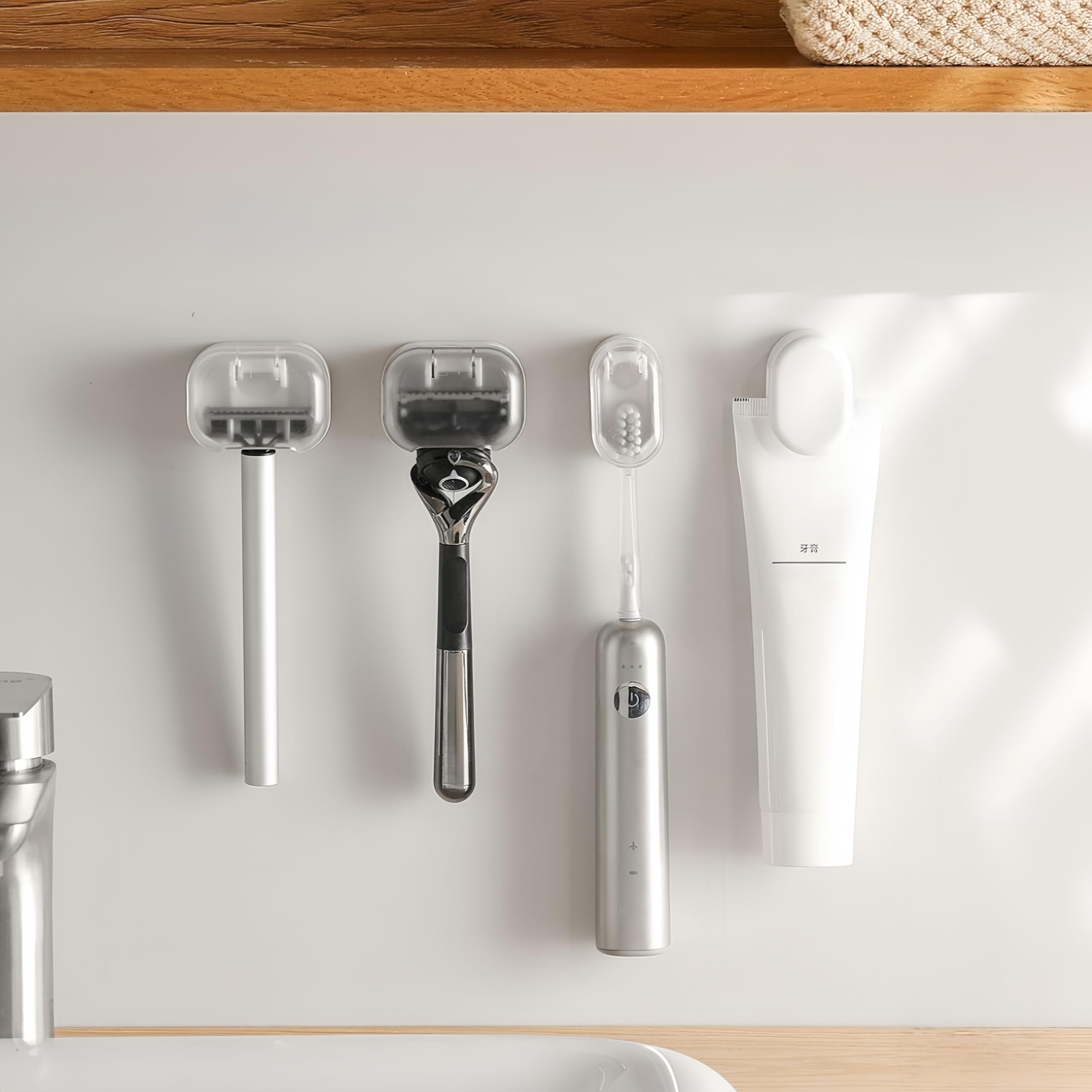 Razor Holder Razor Holder, Razor Holder with Cover, Dustproof Design, Waterproof Self-Adhesive Razor Holder Hanger for Bathroom Organiser