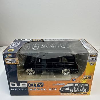 1/18 ミニカー　シボレー　アストロ　ブラック　DUB city Yahoo!オークション -「シボレー・アストロ」(Jada Toys