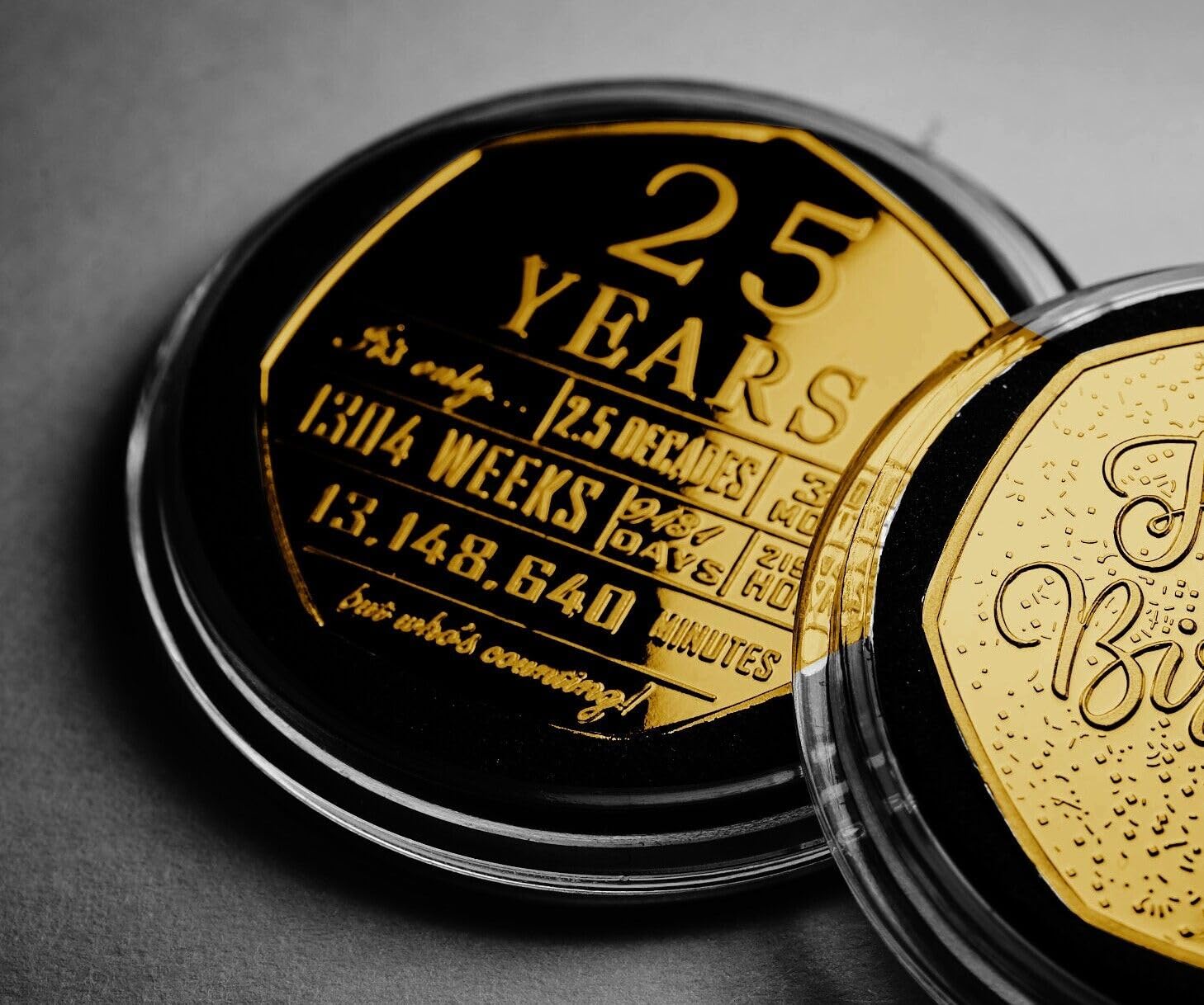 The Commemorative Coin Company Gold 25Th Birthday 24Ct Commemorative In Capsule. 25 Years 'But Who's Counting' Gift/Present Congratulations/Party/Celebration/Ideas Son/Daughter/Grandson/Granddaughter