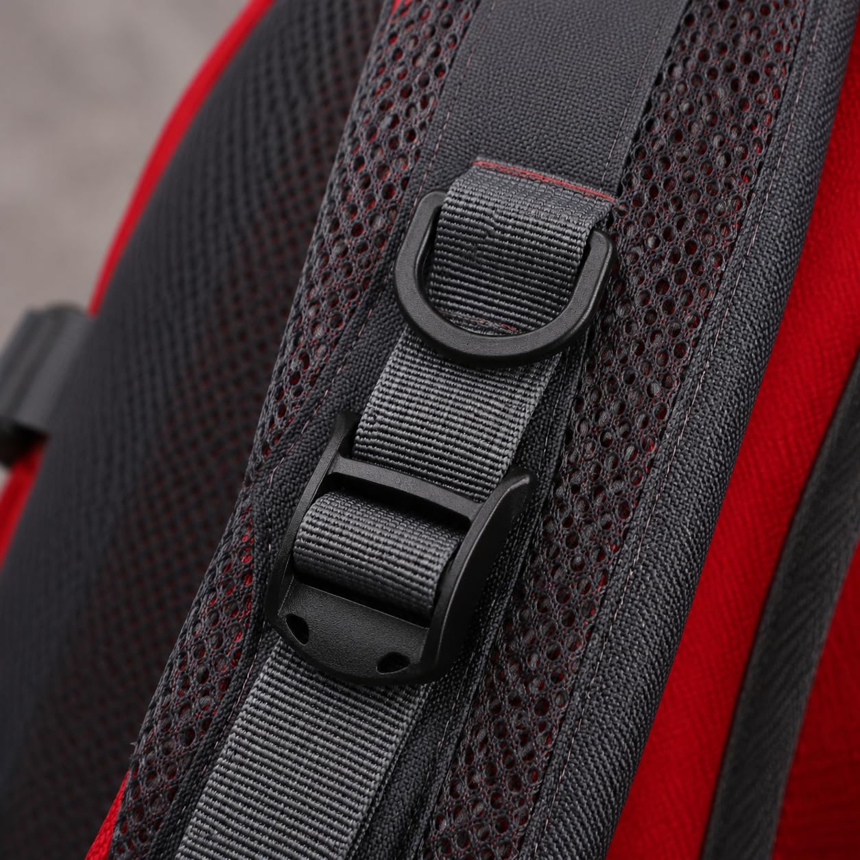 Zaino da Viaggio Rosso, Zaino Trekking Montagna Unisex Traspirante, per Escursioni e Sport Outdoor, in Tessuto Resistente, 75L