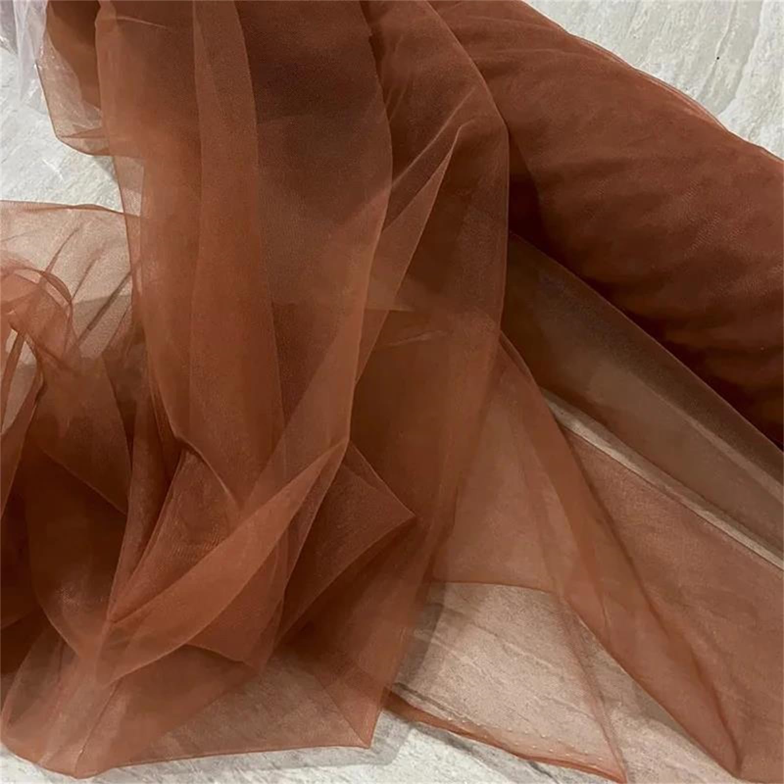 Garza crittografica in Tessuto a Rete Lavorato a Maglia in Tulle Arancione Morbido da 1,6 m for Tende da Cucire e Materiale Decorativo for Indumenti(Chocolate,M)