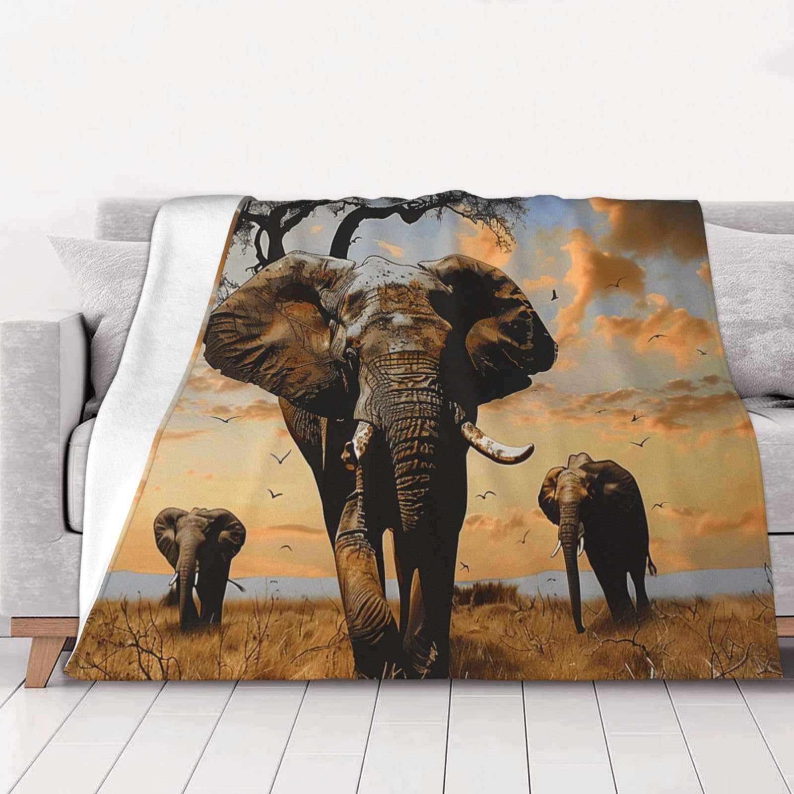 AUBKFELD African Elephant Printed Flannel Blanket 102x76 CM, Soft & Warm Throw Blanket for Sofa/Couch/Bed/Car, Gifts for Audlts Women Men