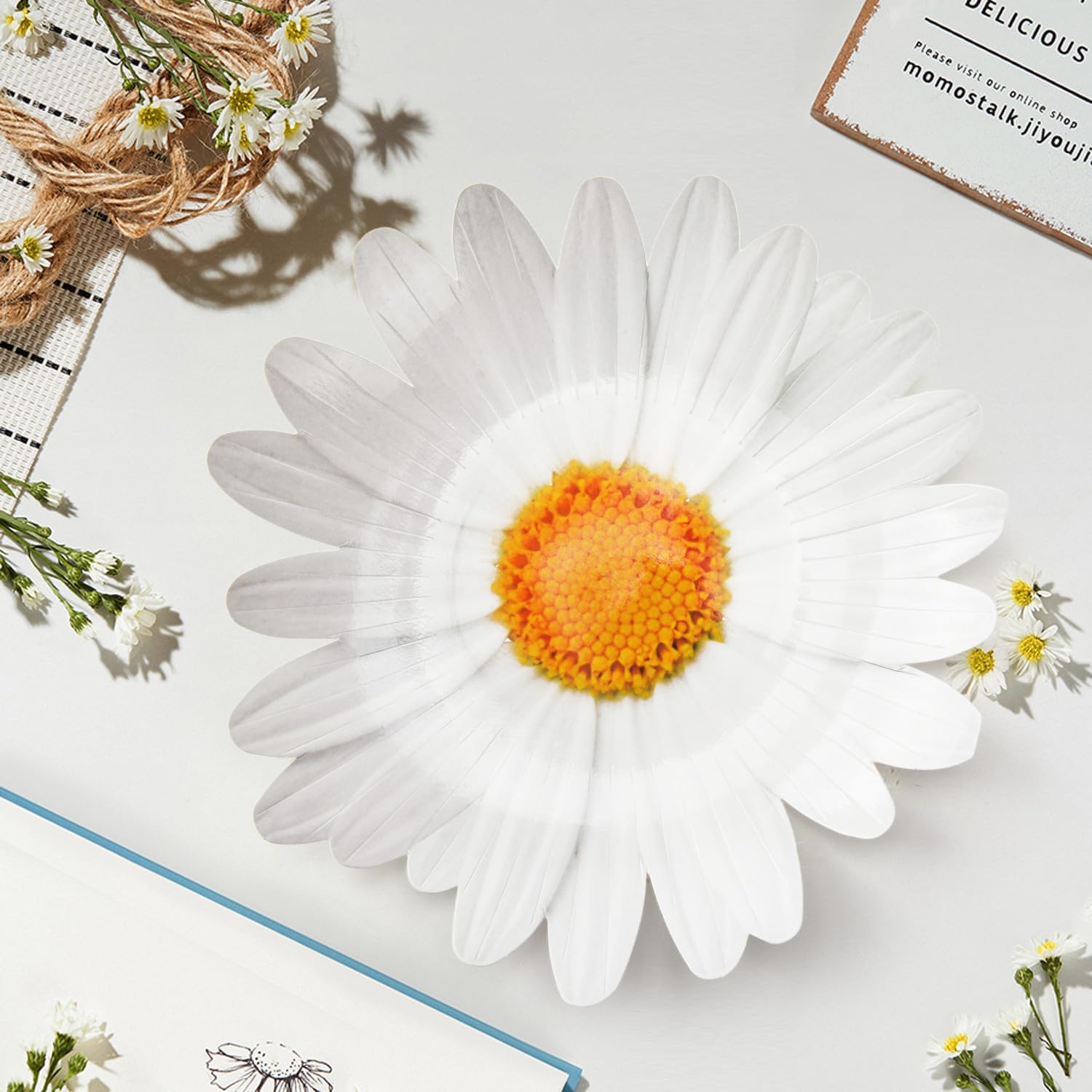 100 Pack Daisy Floral Paper Plates Flower Disposable Dinner Plates 9.5 Inch Spring Summer Tableware for Boho Groovy Birthday Wedding Baby Shower Party Supplies (White)