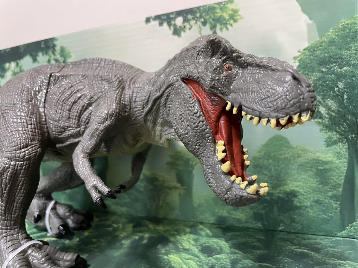 Amazon.co.jp: リアル恐竜フィギュア クリテイシャス ティラノサウルス