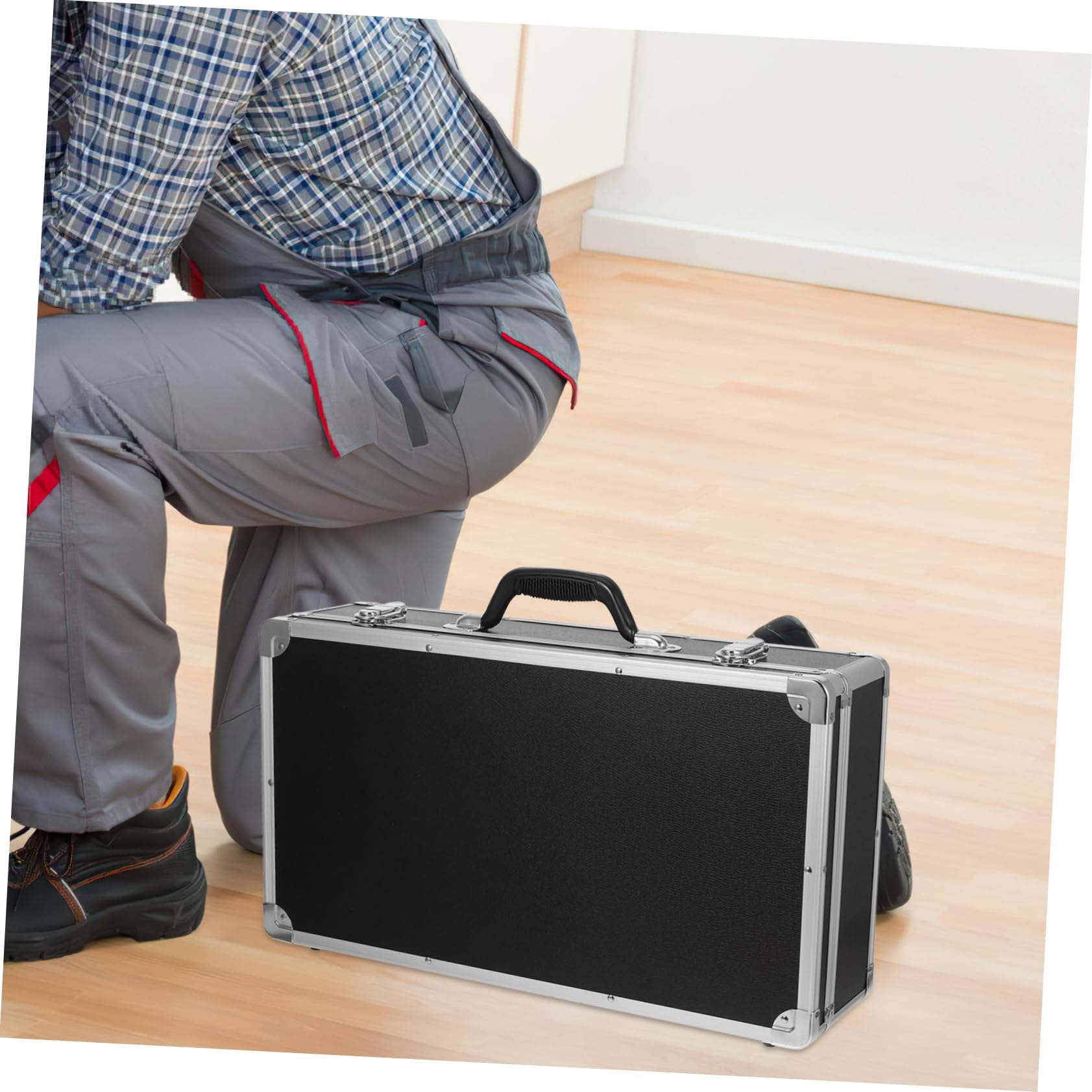 Valigetta Portautensili Portatile in Alluminio Nero | Lega di Alluminio e Abs, Interno Spugna ad Alta Densità, Inserti in Foams e Maniglia Antiscivolo