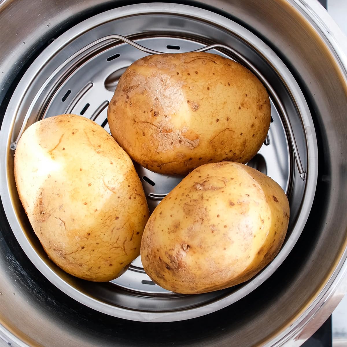 Fissler Vitavit Premium Pentola a pressione in acciaio inox 2.5 L, 18 cm, 4 livelli di cottura, incluso inserto, adatta a fornelli a induzione