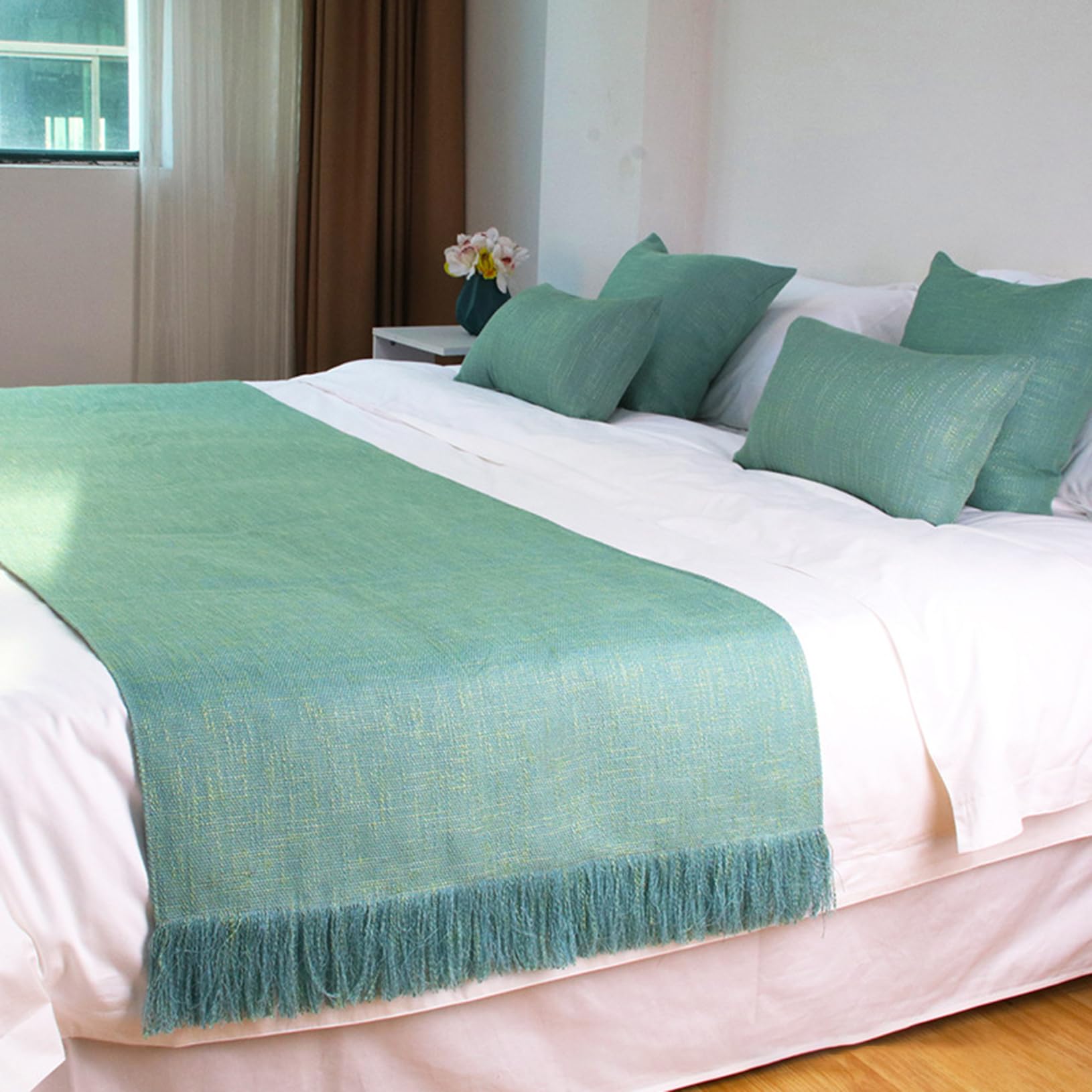 Camino de cama de lino con borlas, color sólido, camino de cama para bodas, colchas, protección de cubierta de cama para decoración de dormitorio de hotel, verde, 50 x 240 cm para cama de 1,8