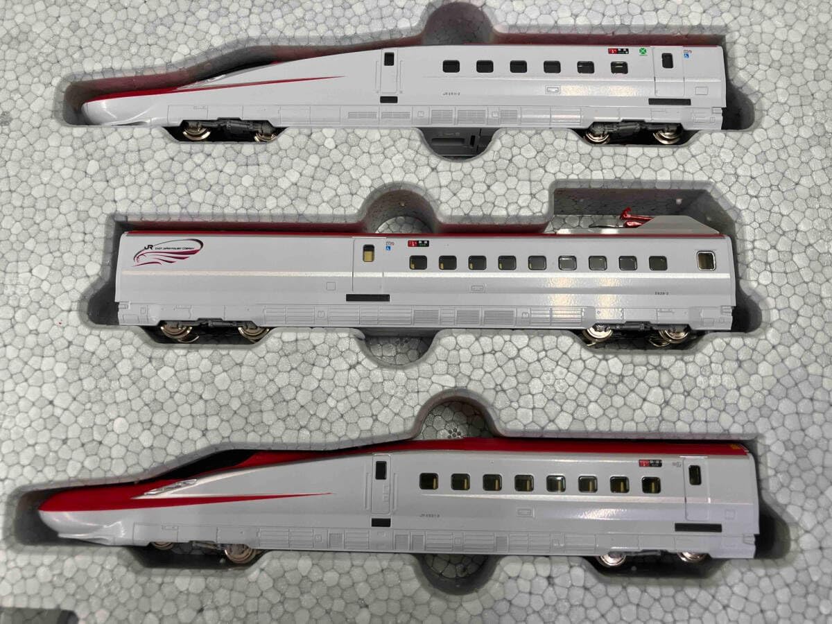 E6系秋田新幹線 スーパーこまち 基本+4両増結セット KATO E6系秋田