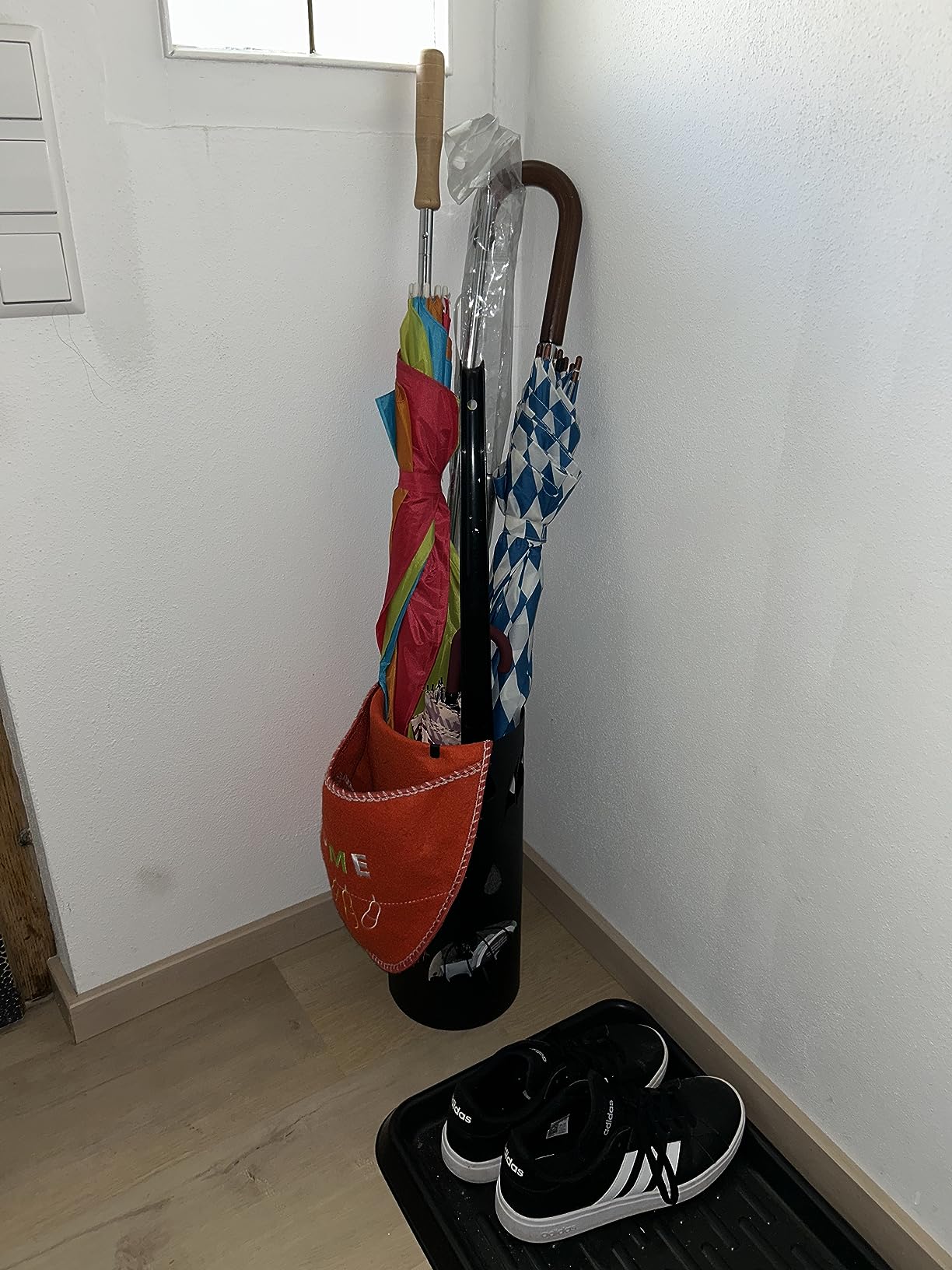 Designer-Schirmständer | Bestellen Und Gestalten Sie Ihren Eingangsbereich Stilvoll In Stahl