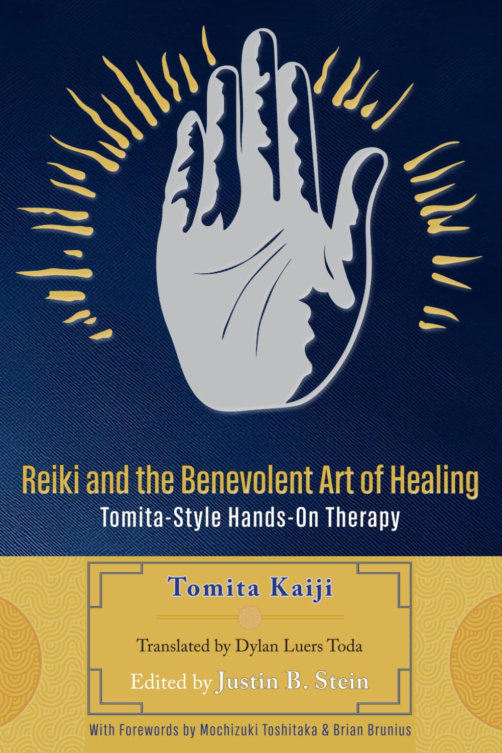 Reiki and the Benevolent Art of Healing: Tomita-Style Hands-On Therapy (Right-Minded Reiki Instructional Series)      Paperback – June 8, 2025