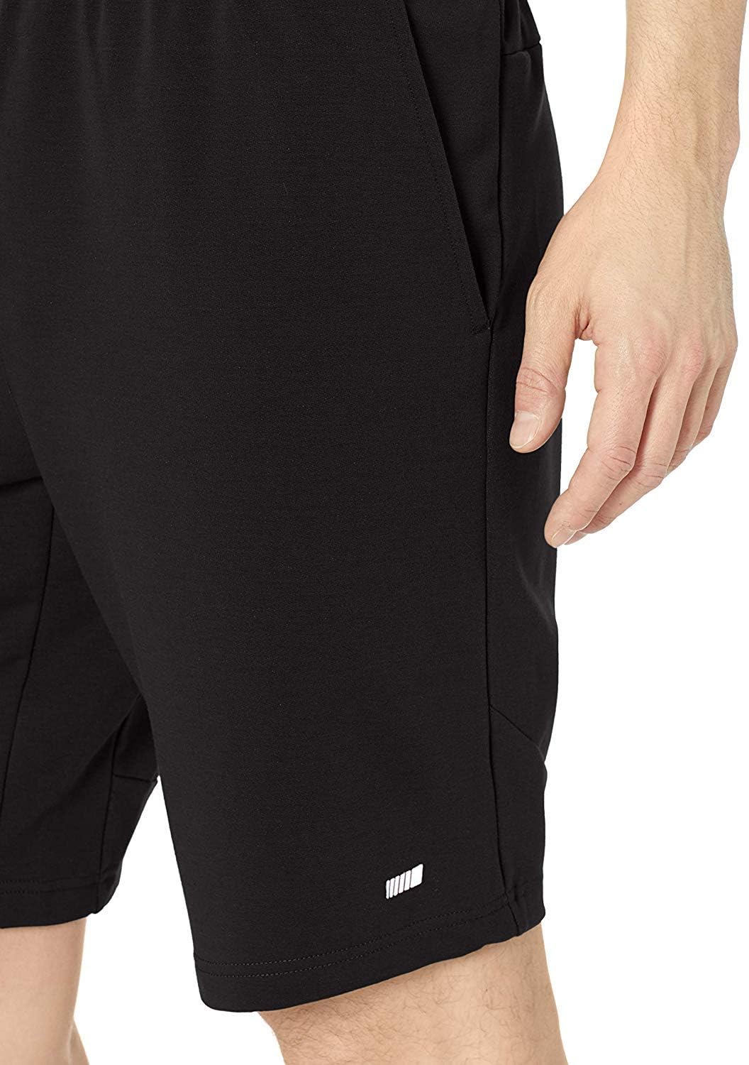 Amazon Essentials Men's Soft-Tech 9" Training Short