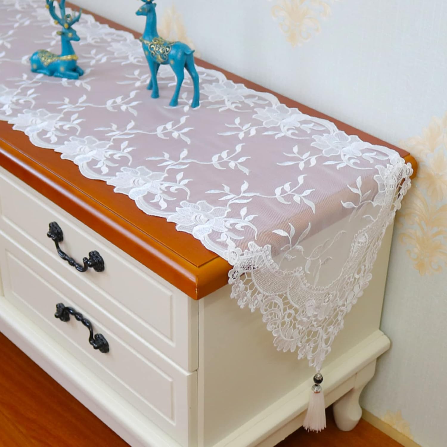 Hsvanyr White Classy Dining Table Centerpieces Runners for