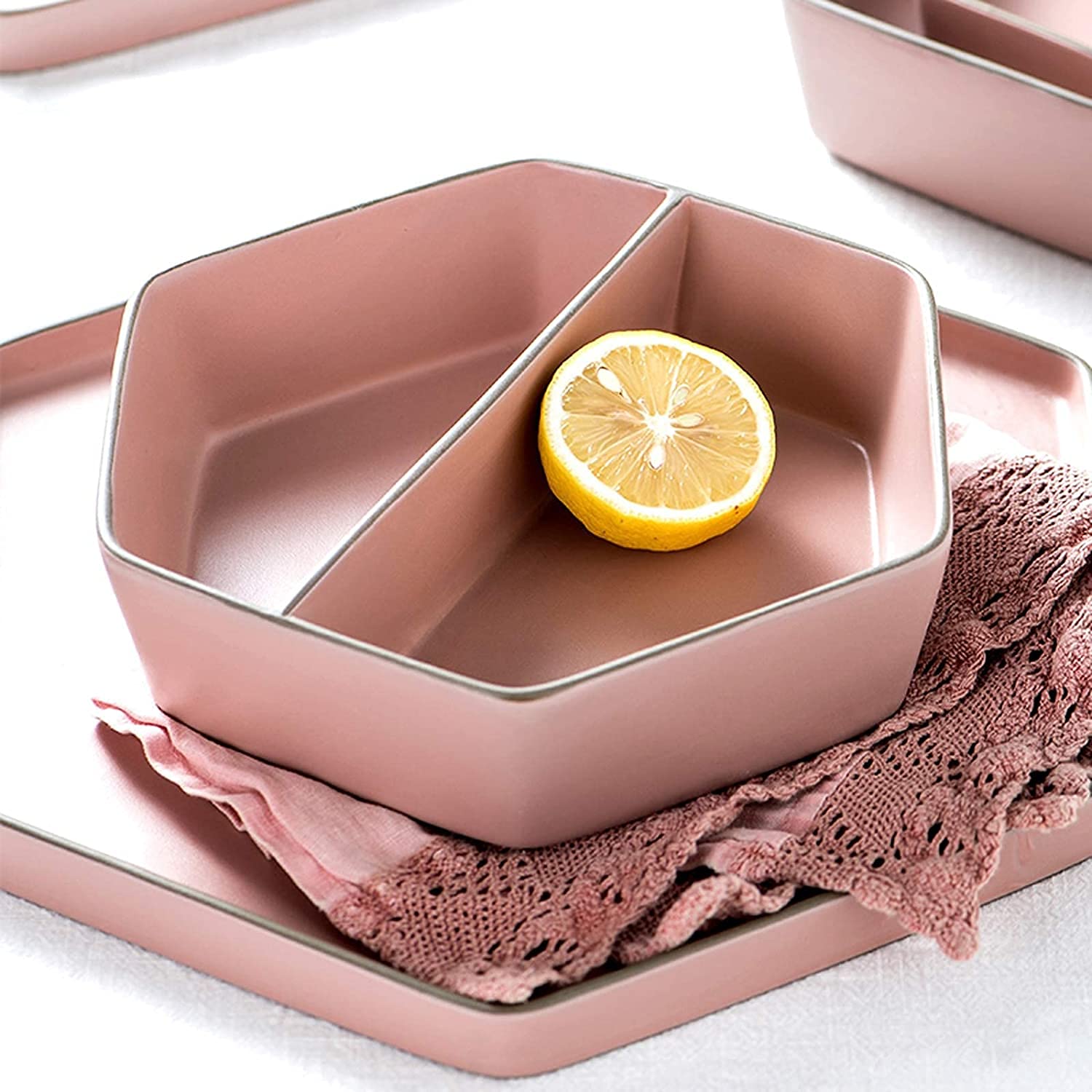 Różowa porcelanowa zastawa stołowa – 22-częściowy talerz i miski w stylu nordyckim – elegancka ceramiczna zastawa stołowa na wesela, przyjęcia i pomysł na codzienne użytkowanie