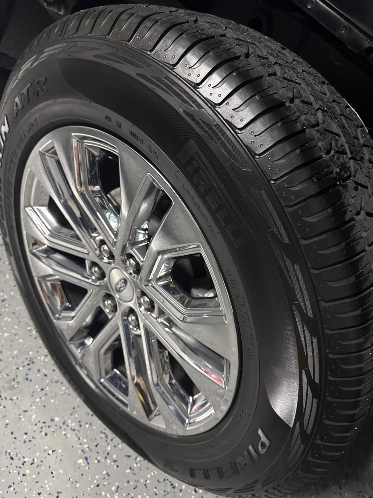 ExoForma Wet Tire Dressing Spray - Extreme High Gloss No Sling 6