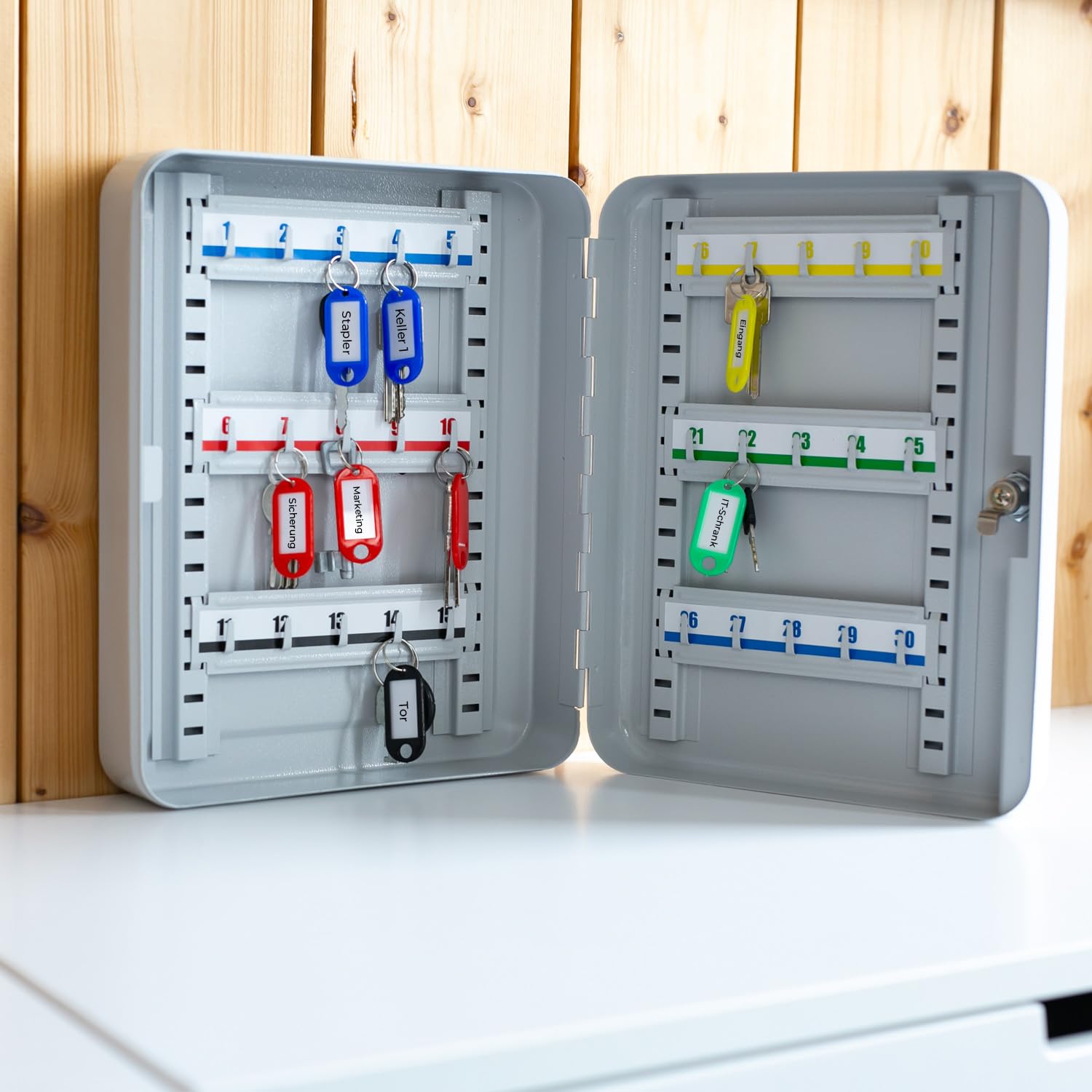 HMF 13030-07 Schlüsselkasten abschließbar, 30 Haken, 30 x 24 x 7,5 cm