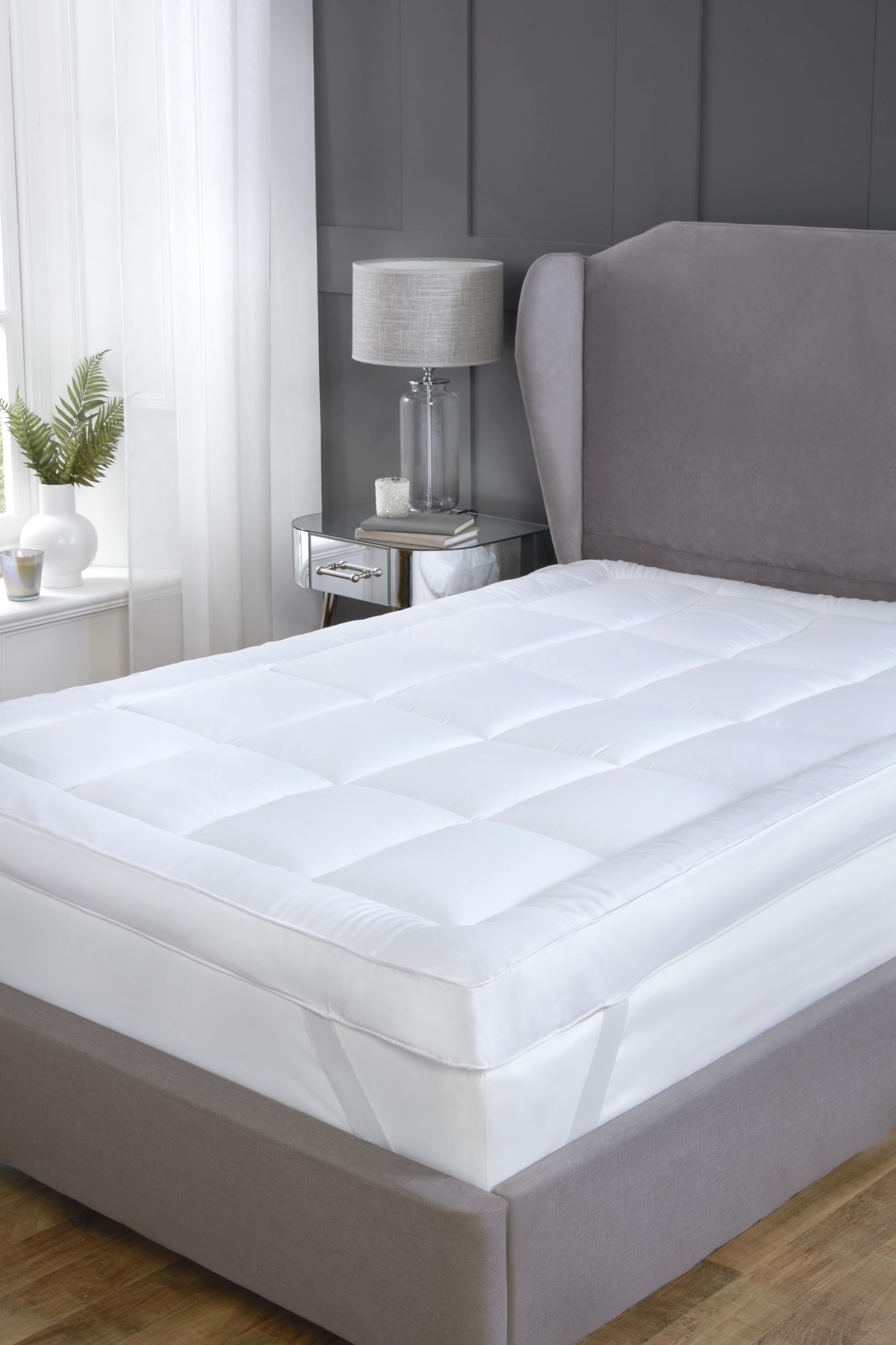 Serene Rapport Super King Mattress Topper - Microfibre Soft - White