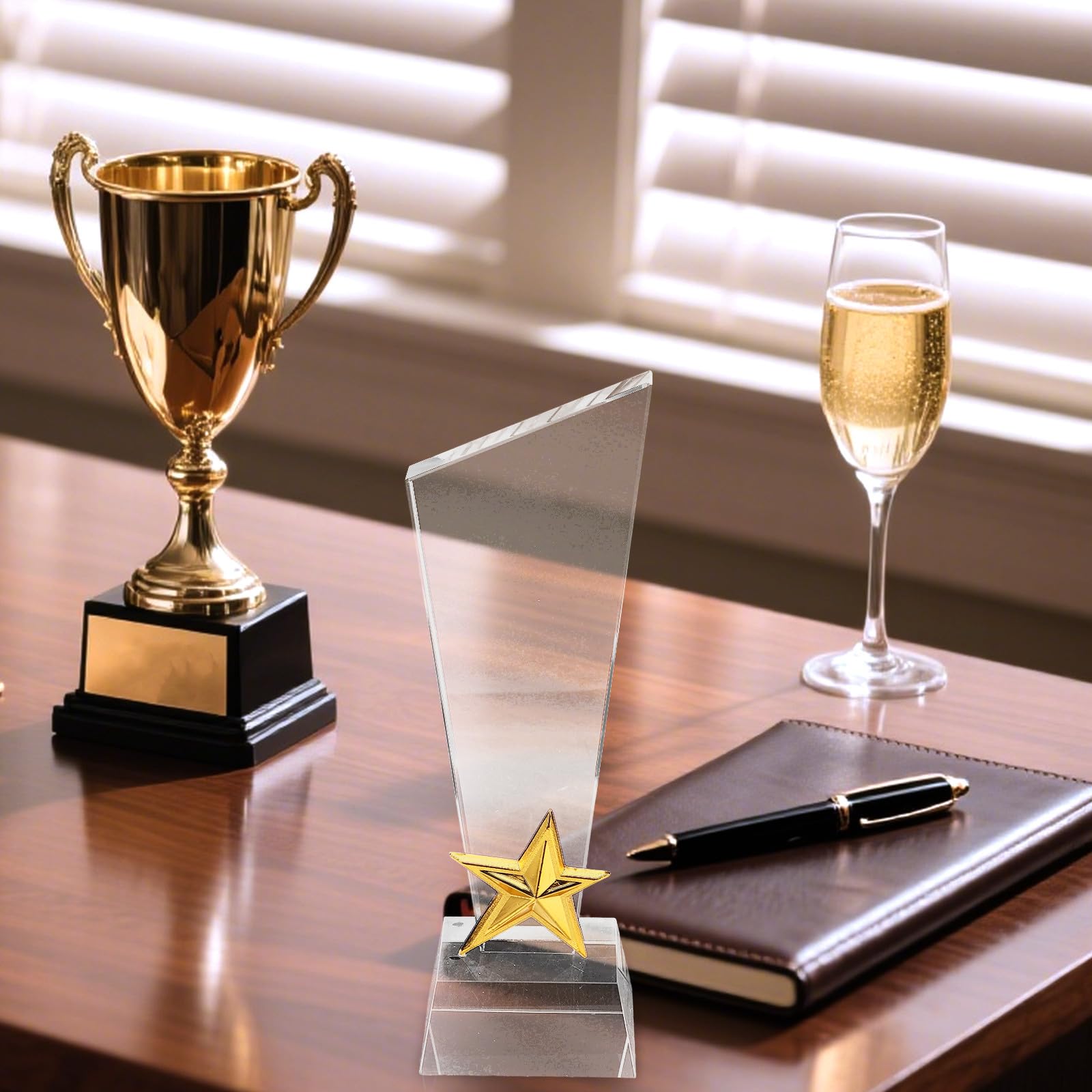 3D Stern Kristalltrophäe aus Crystal und Metall Kreative Siegerpokal mit Eleganter Optik Transparente Auszeichnung für Schüler und Wettbewerbs und Preisverleihungen