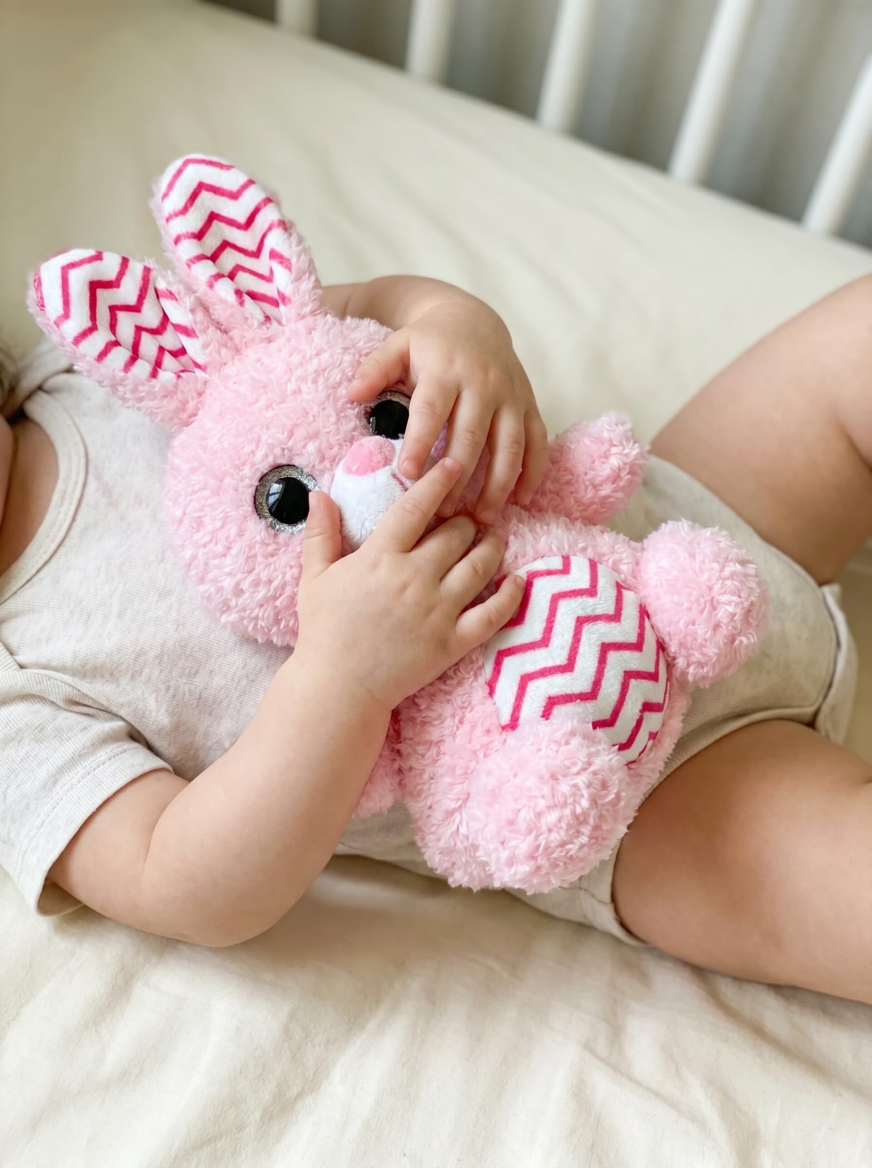 Bouillotte Micro-Onde Peluche (15 cm) - Doux et Chaud, Idéal pour Soulager les Coliques chez les Bébés - Lapin en Peluche à Câliner et à Embrasser - Bouillotte Doudou - Sachet de Graines Amovible