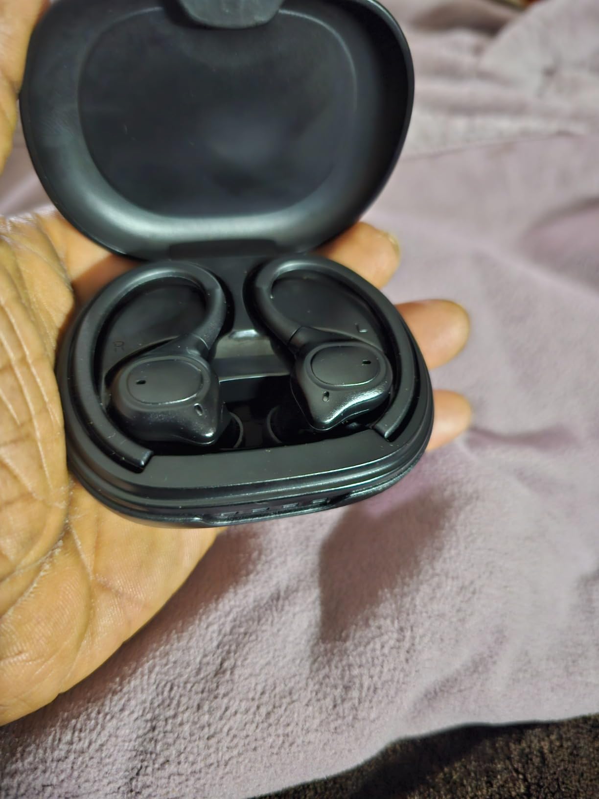 EDKKIE Wireless Earbuds with Earhooks for Small Ears, Mini Bluetooth