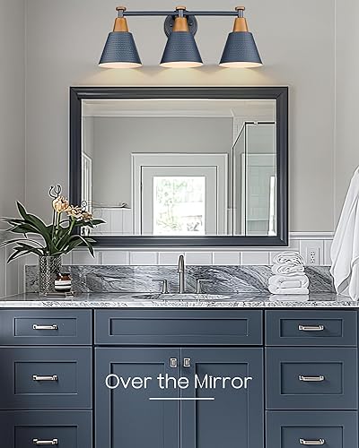 Miniatura 3 de FEMILA 4FG59B-3W - Lámpara de tocador de baño, moderna lámpara de baño de 3 luces con acabado de pantalla de metal martillado, lámpara de pared azul