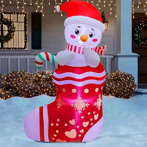 Juegoal Decoraciones inflables de Navidad al aire libre, muñeco de nieve inflable de 5 pies en medias de Navidad, muñeco de nieve inflable iluminado