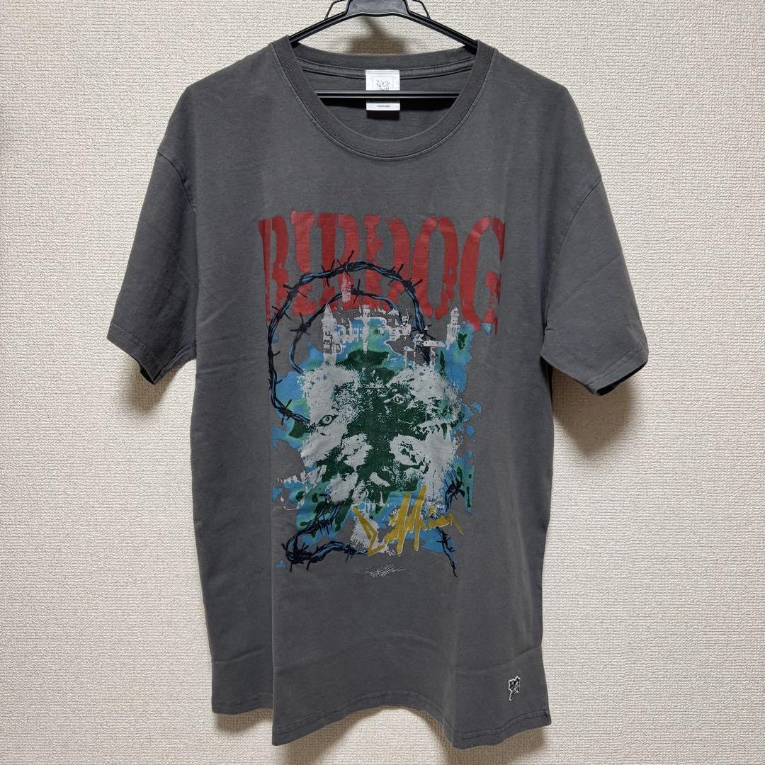 コムドット Birdog バンT 200万人記念 Amazon.co.jp: コムドット Birdog Tシャツ 200万人記念 Tシャツ 限定品