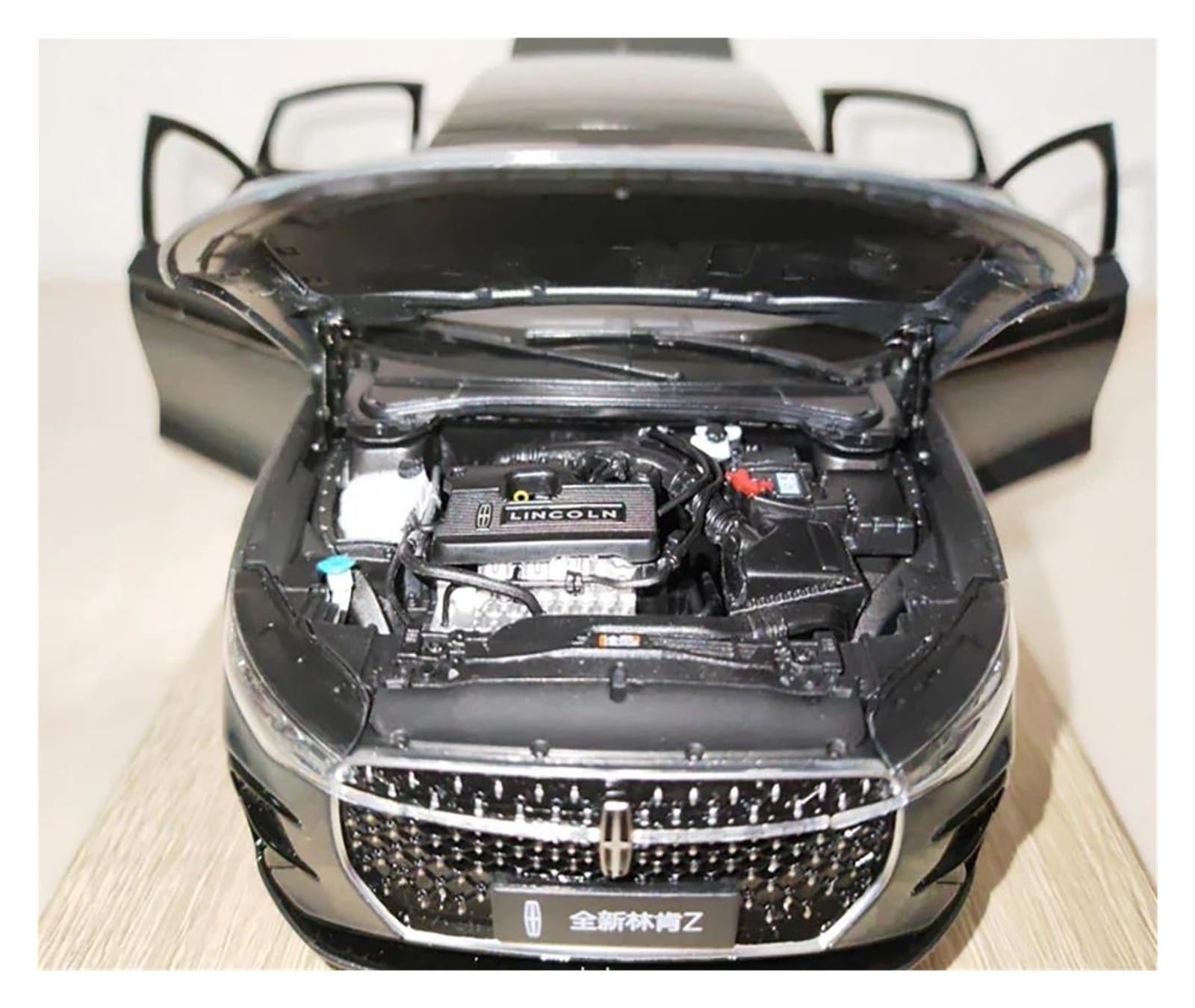 Metallo Scala Replica 1 18 Per simulazione Changan Lincoln ZI Ku Modello di auto in lega pressofusa Collezione decorazioni per la casa Hobby Veicoli Giochi Set