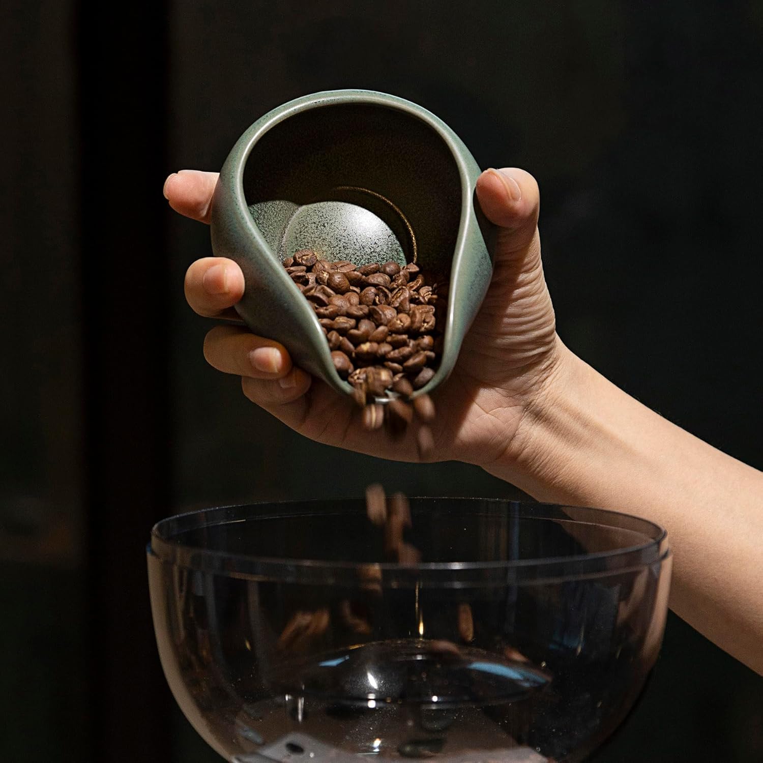 Loveramics 2-Pack Coffee Bean Dosing Cups by James Hoffmann, 30g-60g Capacity (Matte Dark Green)