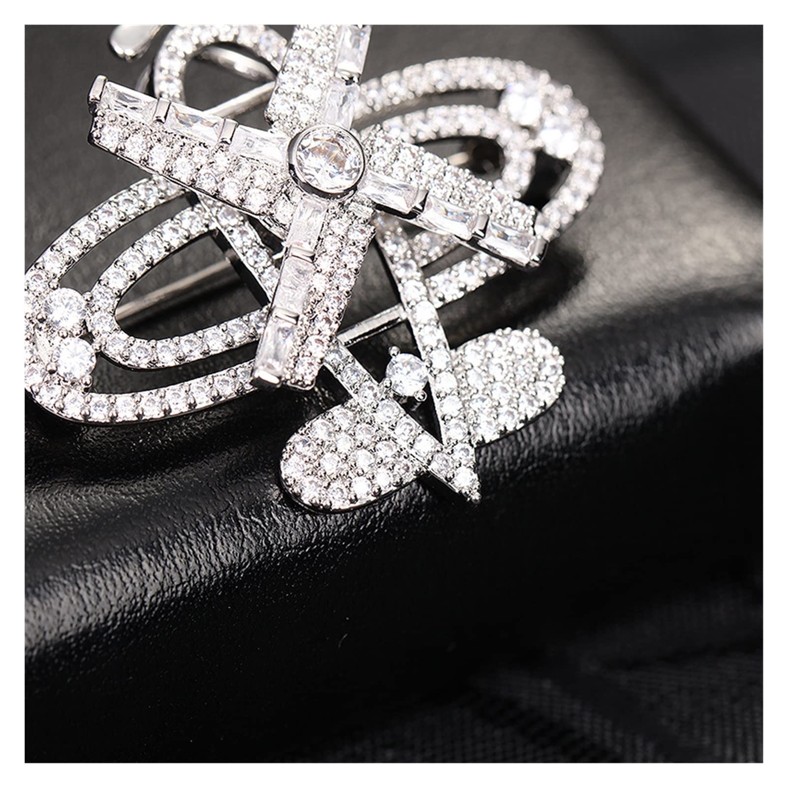 Funkelnde Spinner-Flugzeug-Brosche mit kubischem Zirkonia, vergoldet, weibliche Broschen, Anstecknadeln, Schmuck