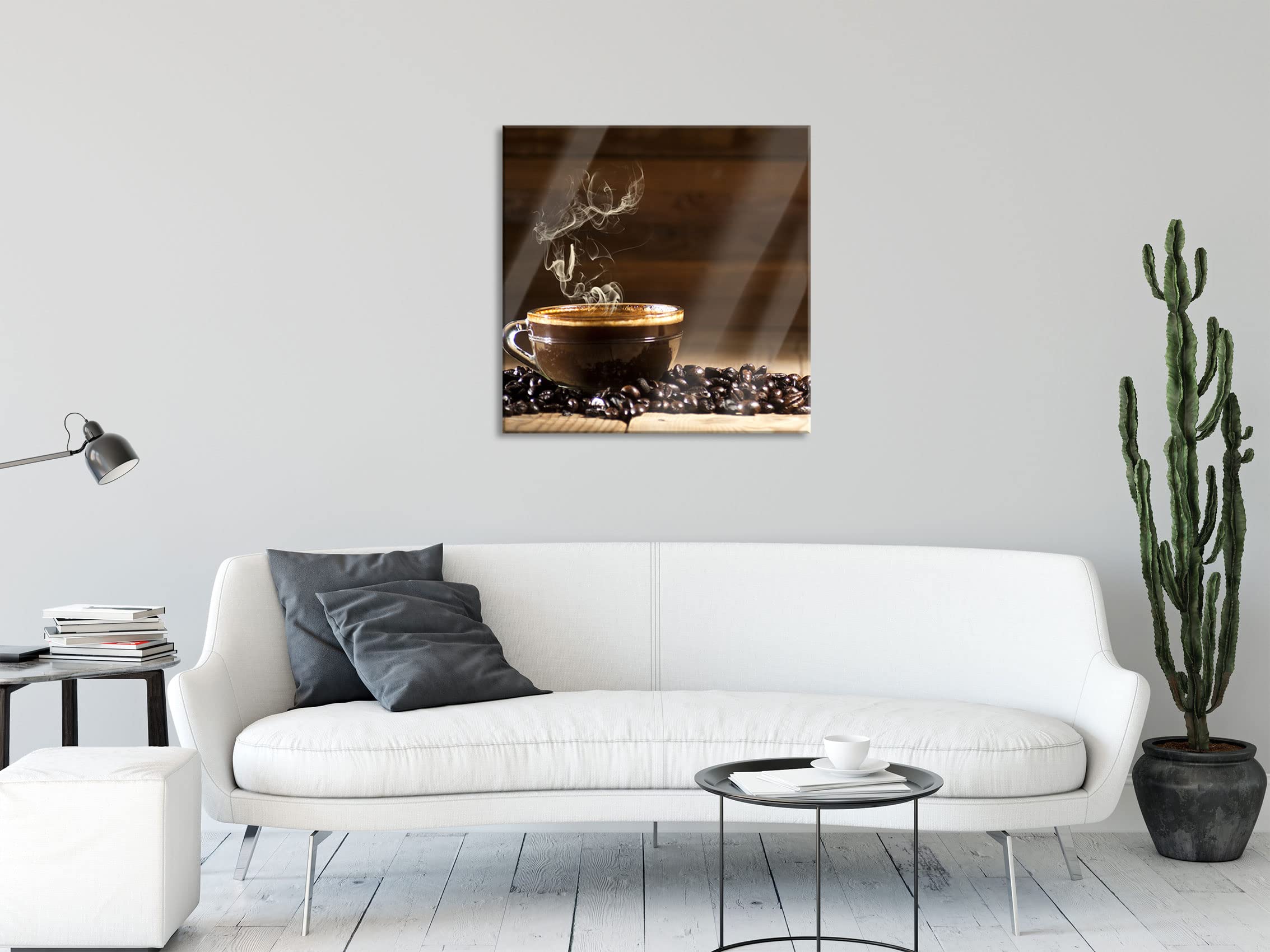Pixxprint Glasbild, Wandbild auf Echtglas, Kaffee zwischen Kaffeebohnen, 40x40 cm, inkl. Aufhängung und Abstandshalter