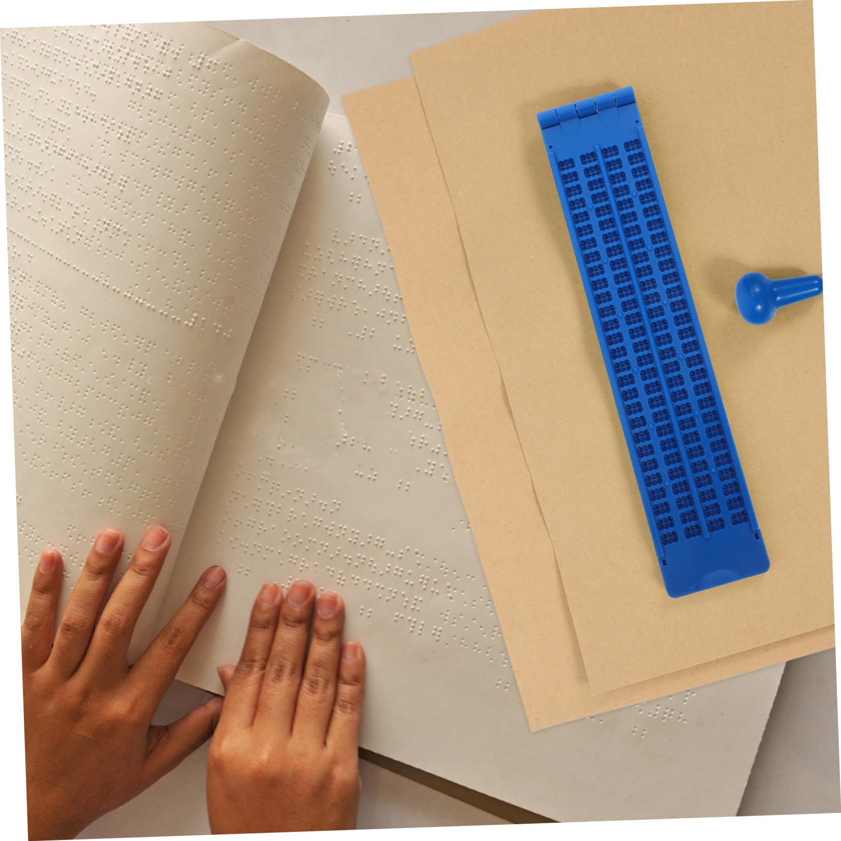 PACKOVE Tavoletta Braille Punteruolo in Plastica Blu, Resistente e Portatile per Non Vedenti, Kit di Scrittura Braille 27 Righe e 30 Caselle per Esercizi di Scrittura