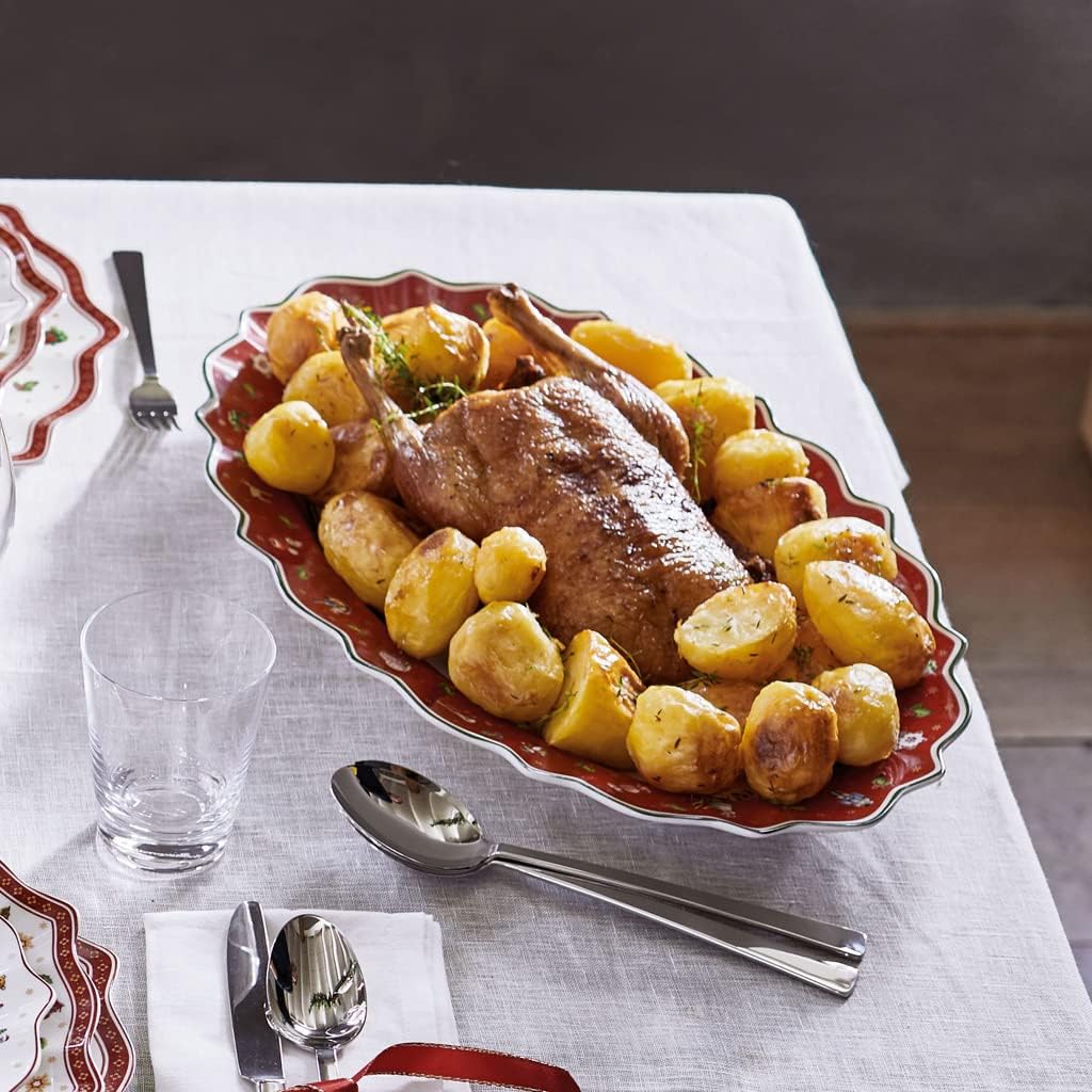 Villeroy & Boch Delight 50 x 31 cm Oval Platter, Red