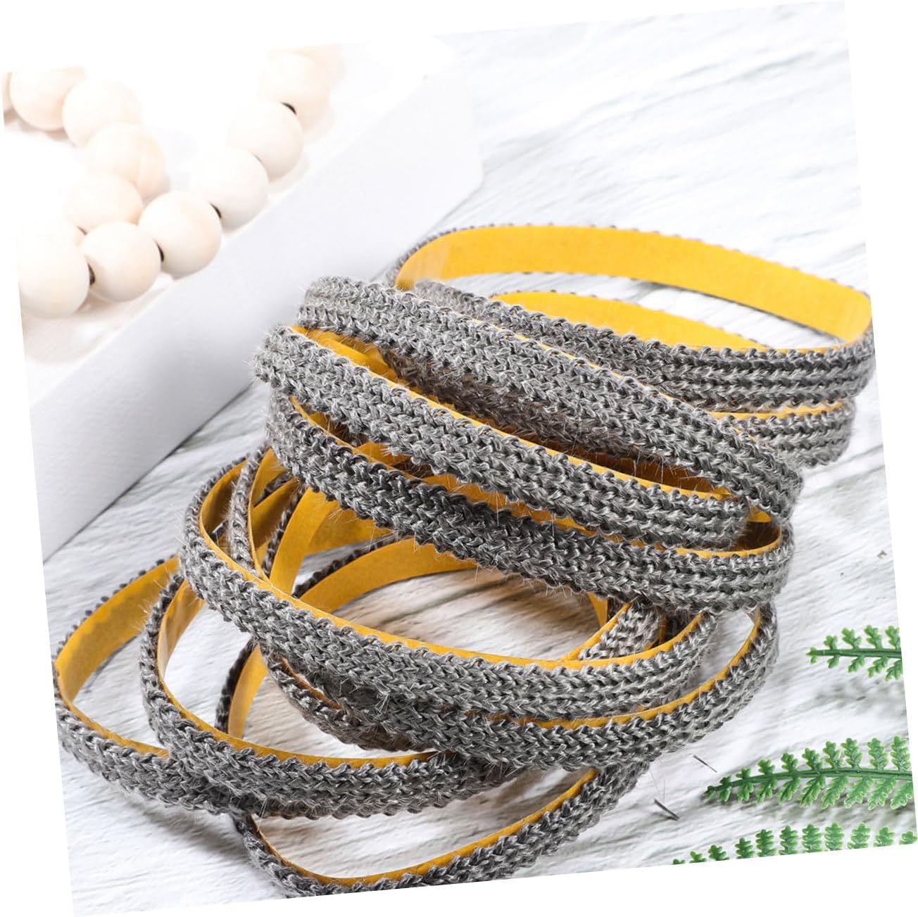 Self-Adhesive Furnace Door Sealing Tape Thermal Insulation for Fireplaces Stoves and High-Temperature Equipment Stove Rope Sealant Strip Flat Design