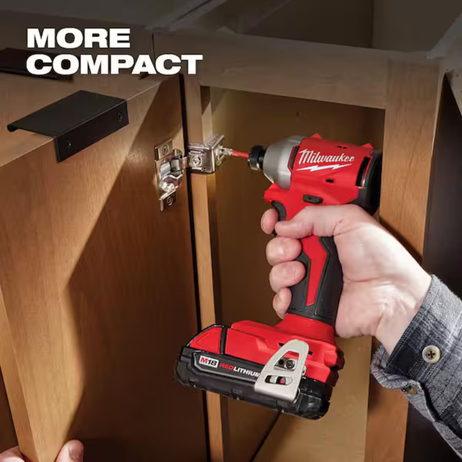 Milwaukee M18 Kit combinado de herramientas eléctricas inalámbricas de 18 V, juego de 8 herramientas, 3 baterías, 2 bolsas de herramientas, cargador incluido