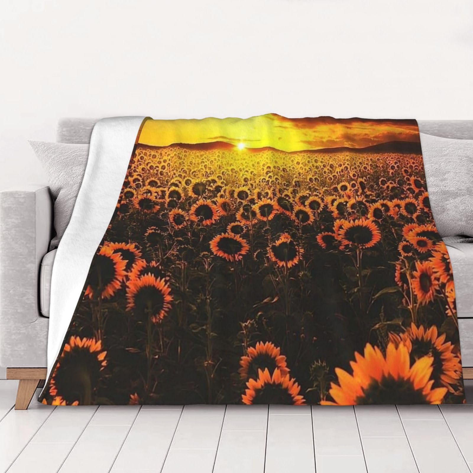AUBKFELD Sunflower Field Sunset Sea of Flowers Printed Flannel Blanket 102x76 CM, Soft & Warm Throw Blanket for Sofa/Couch/Bed/Car, Gifts for Audlts Women Men