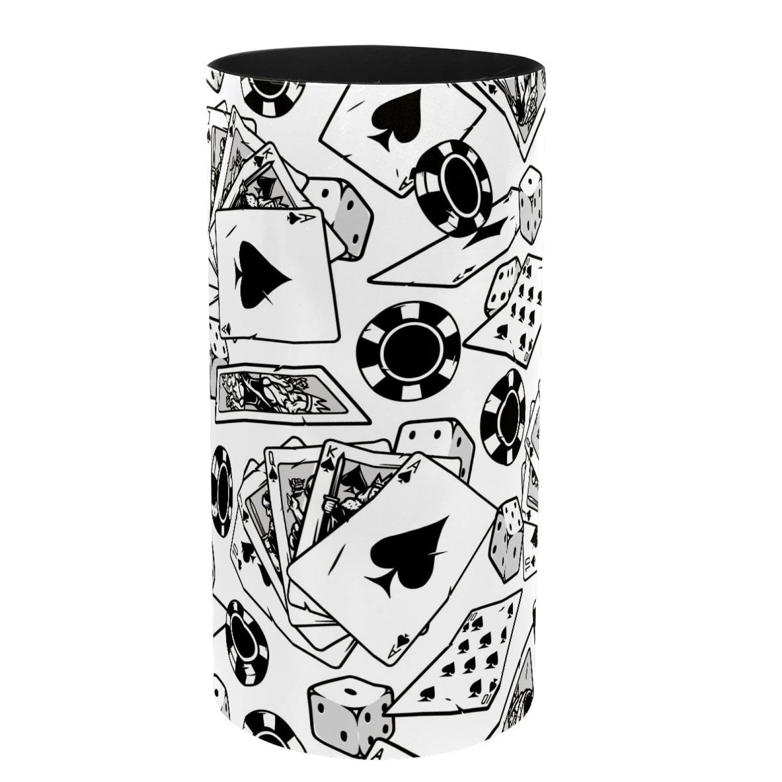 Fournitures de bureau originales avec ce pot à crayons poker et boîte à musique rétro