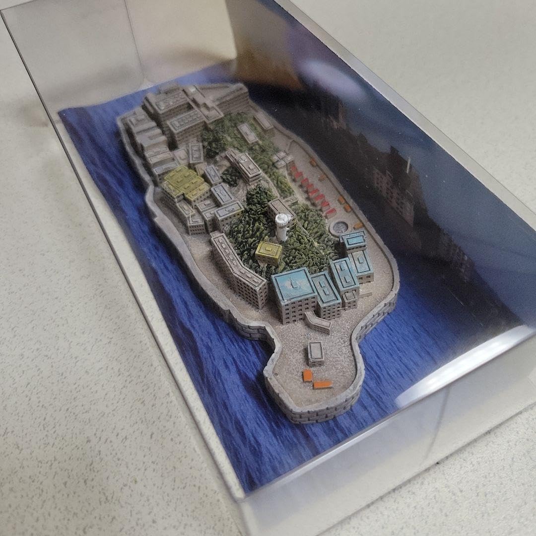 参考　蘇る軍艦島 軍艦島プラモ完成 ジオラマ 参考 蘇る軍艦島 軍艦島プラモ完成 ジオラマ 参考 蘇る軍艦島 軍艦島プラモ