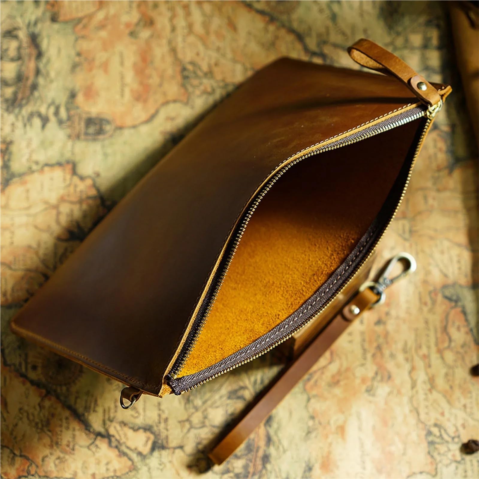 Documents en cuir Pochette de rangement documents vintage en cuir avec fermeture éclair, porte-documents fin for smartphone, voyage, bureau(Brown)