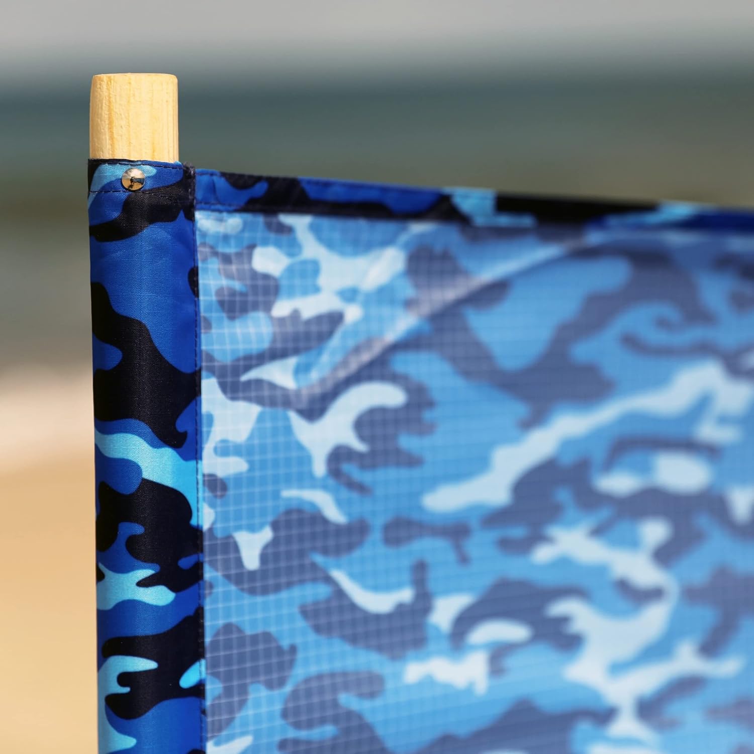 Ocean Camo Pro Beach Recycled Polyester Rip-Stop 20 ft Lightweight Windscreen, Privacy Screen, Wind Blocker, Free Matching Shoulder Bag (NEW Mahogany Wood Poles)