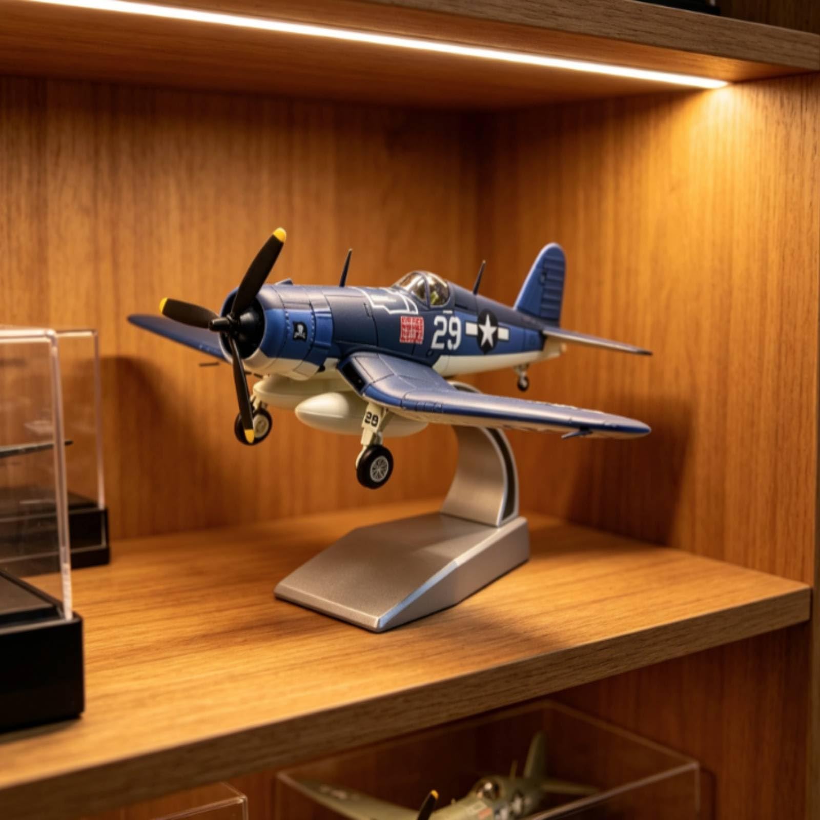 MagiDeal Aircraft Modello Aereo Modellino Aereo Aereo da Caccia Navale Miniatura in Lega con Linee Fedeli E Base Argentata Adatto per Collezione Ufficio Studio Salotto 1 72