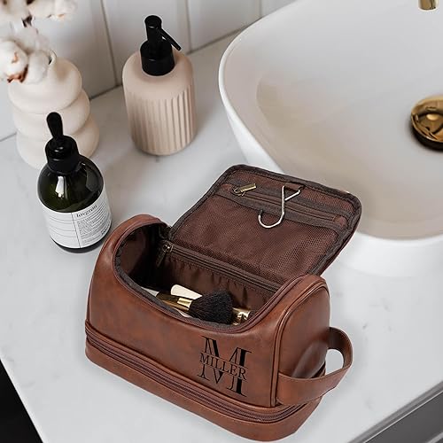 Miniatura 2 de Neceser personalizado para hombres, kit personalizado de afeitado de viaje para padrinos de boda, inicial grabada y nombre de gran capacidad, bolsa