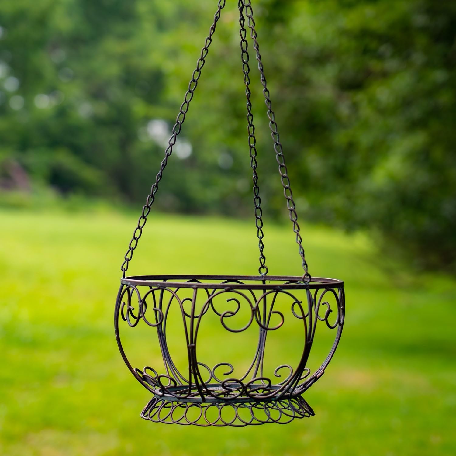 Zaer Ltd. Pack of 2, Hanging Metal Basket Planters (Aged Bronze, Pack of 2)