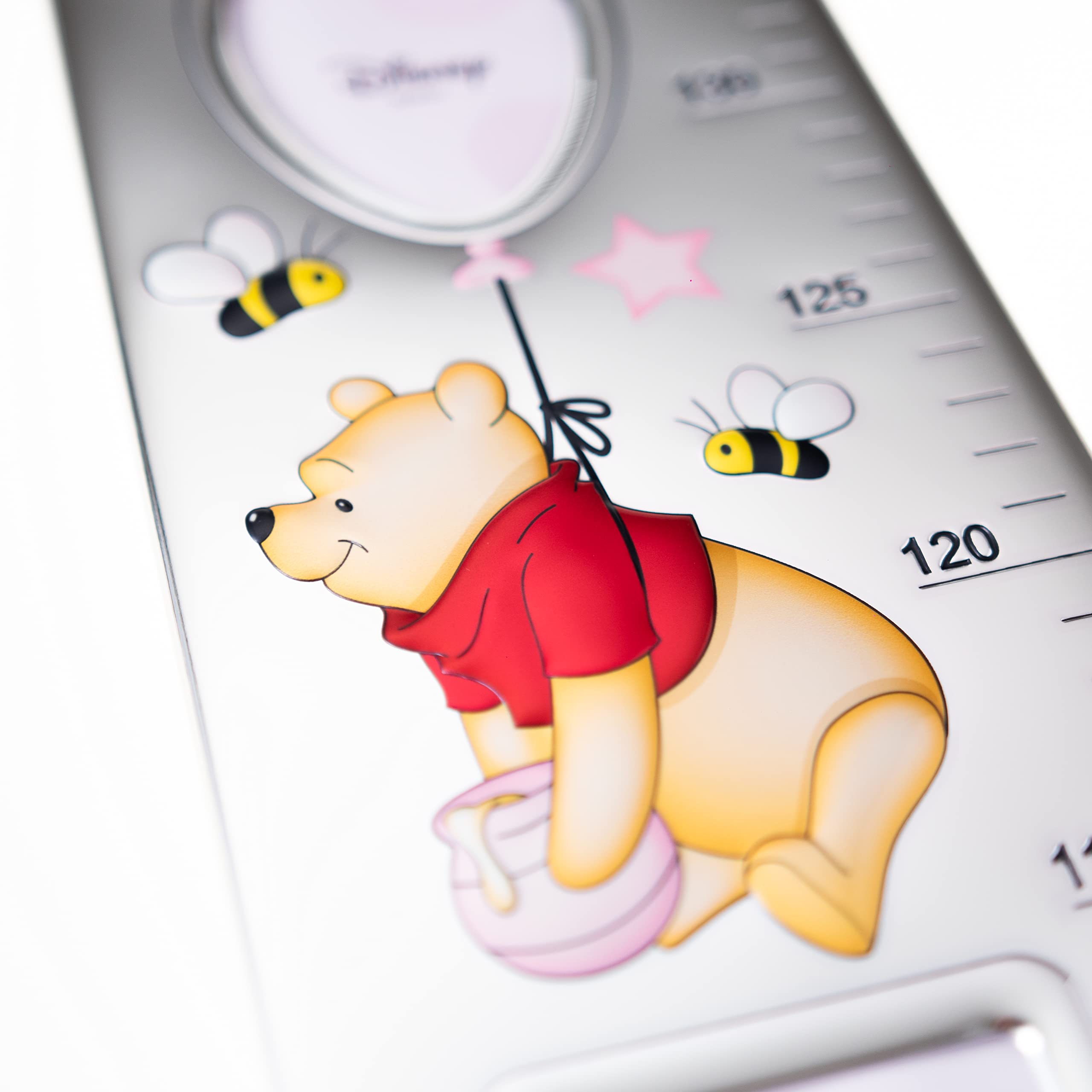 Disney - łopatka z miarką dla dzieci na ścianę ze srebrną ramą - do dekoracji pokoju dziecięcego - wzór Winnie-Puh