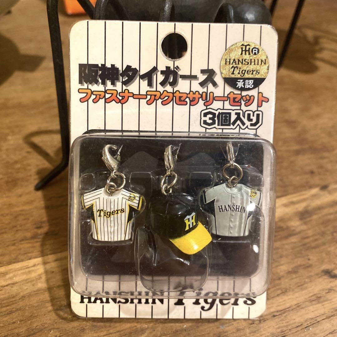 Amazon.co.jp: 【】阪神タイガース ファスナーアクセサリー