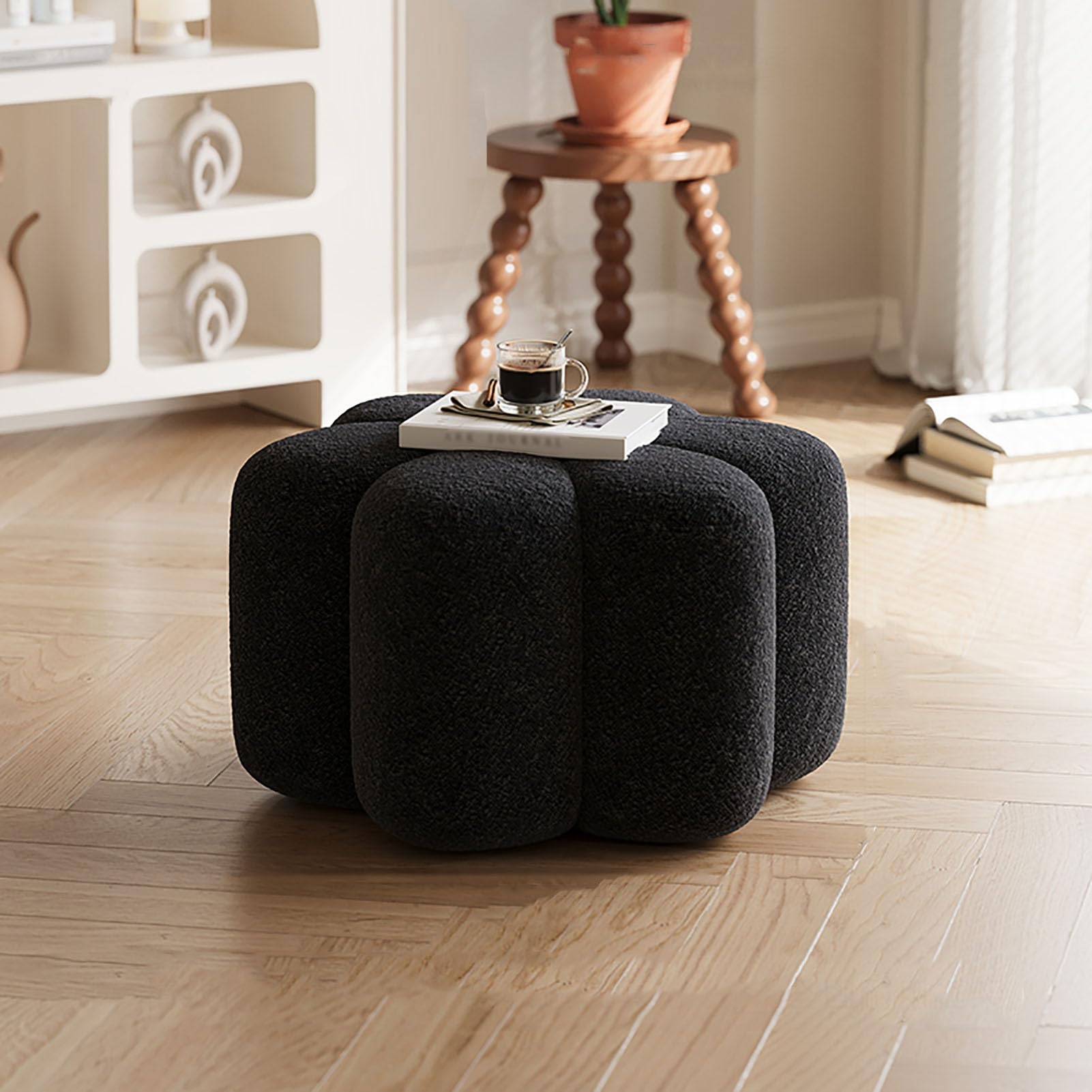 GYEQXKT Ottoman Footstool, Petal-Shaped Upholstered Pouf for Living Room and Bedroom, Versatile Flower Footrest and Shoe Bench